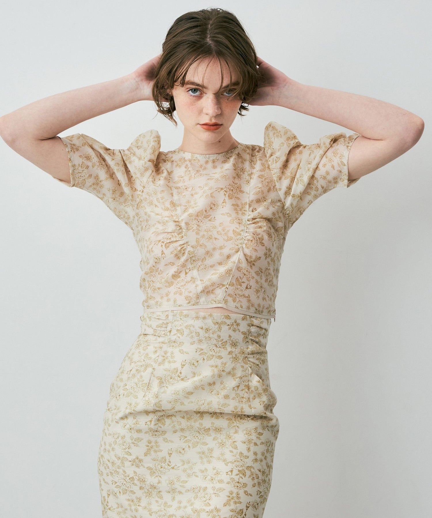 Pointier fleur blouse