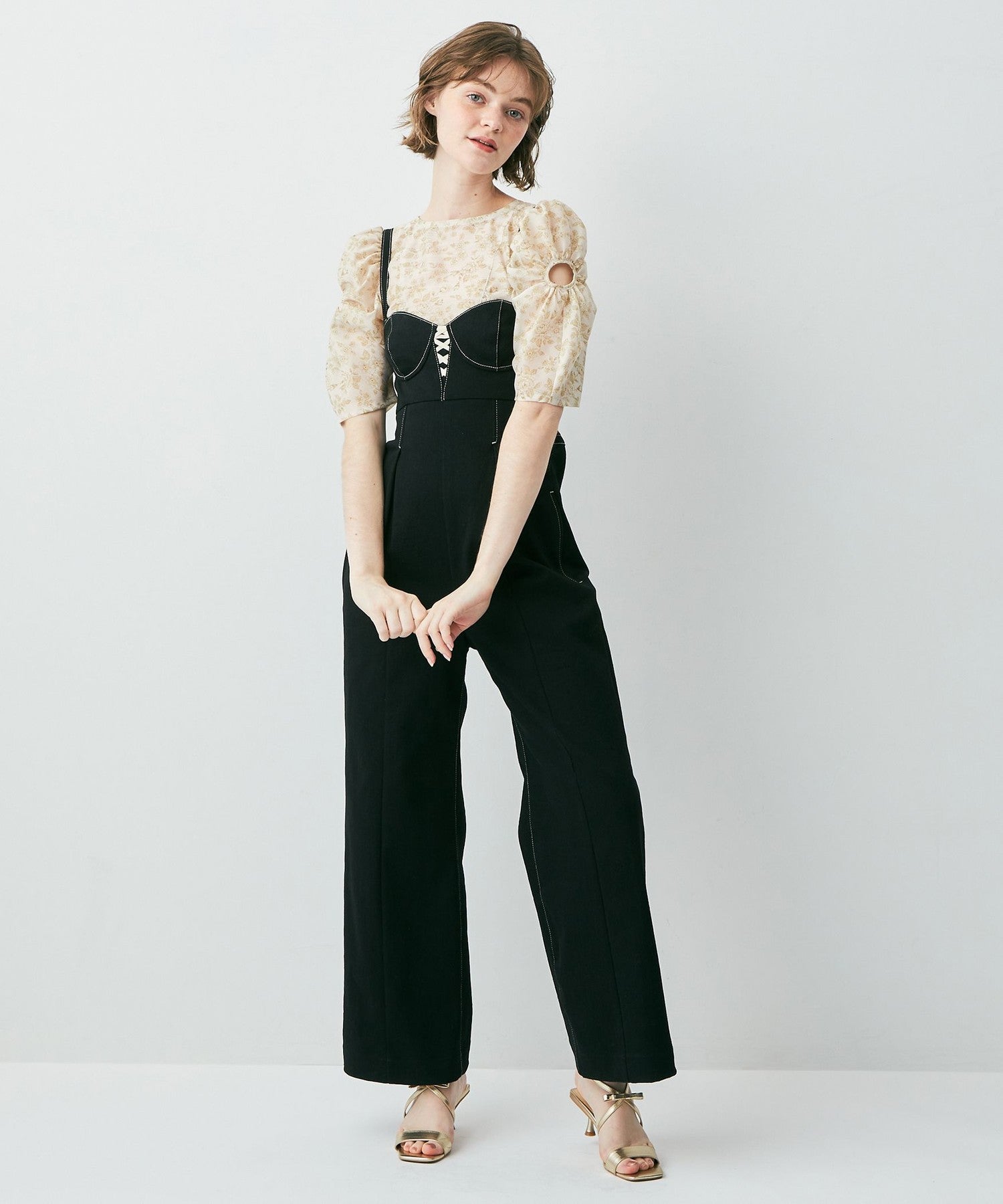Pointier fleur blouse