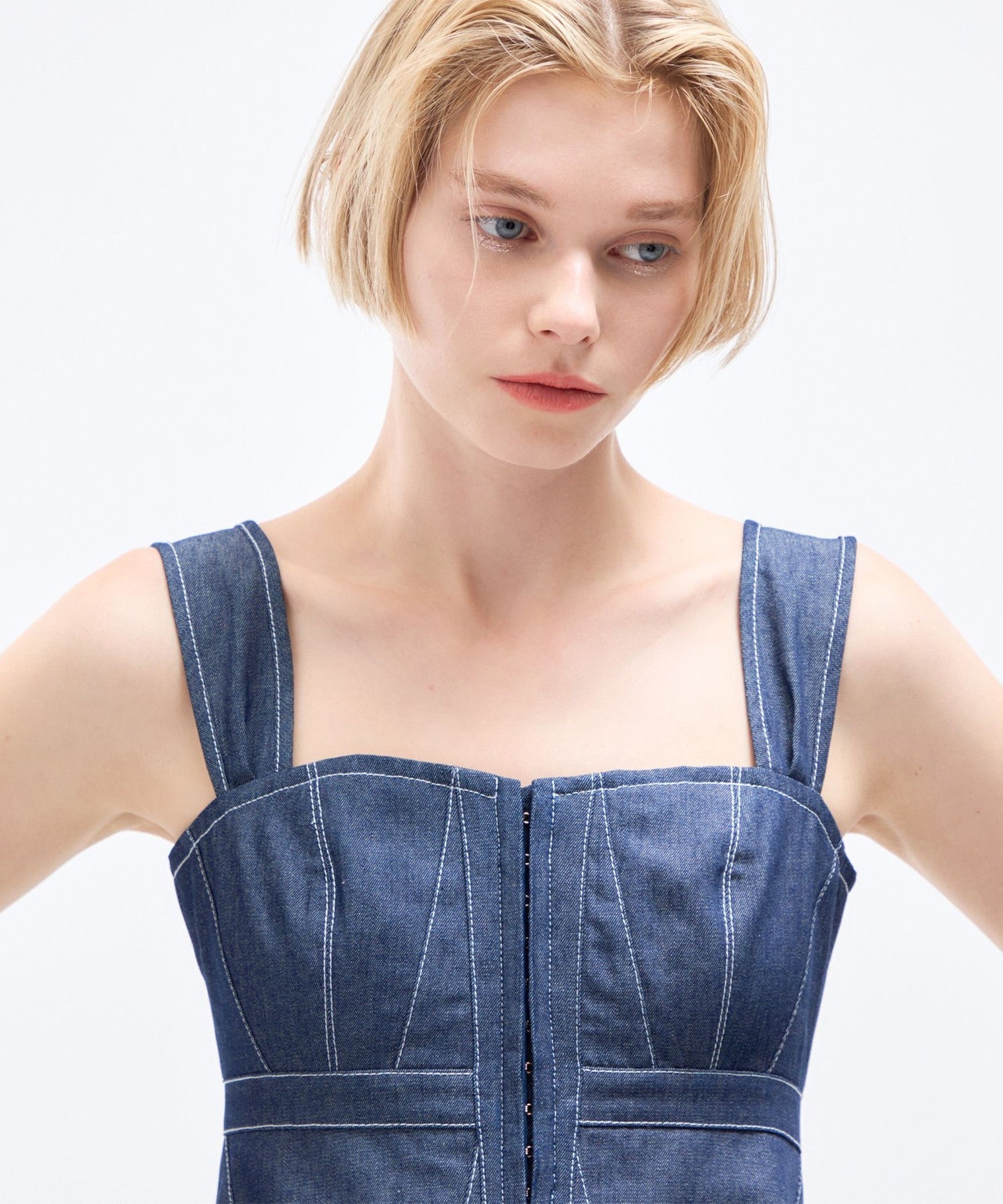 Lace-up bustier