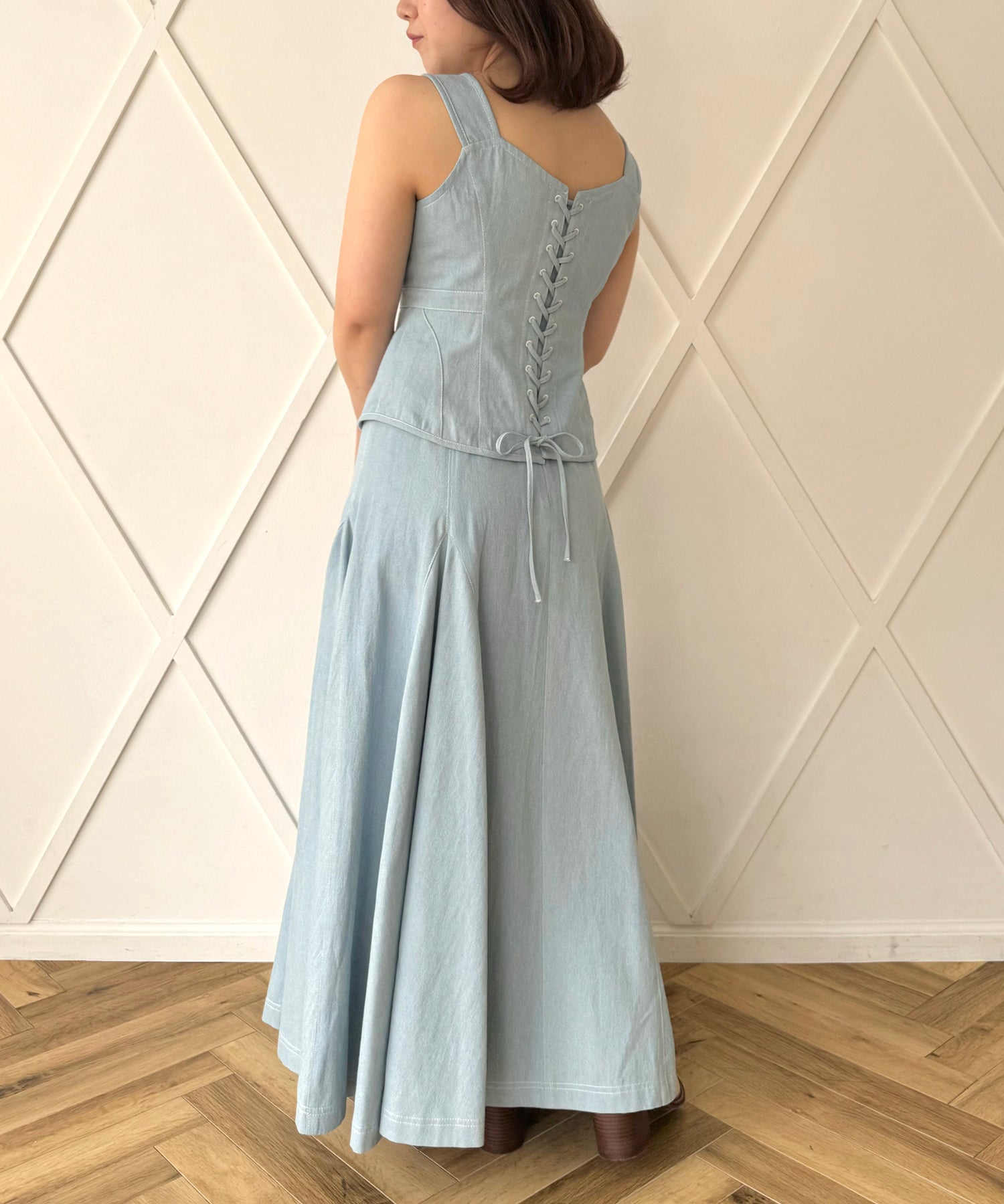 Lace-up bustier