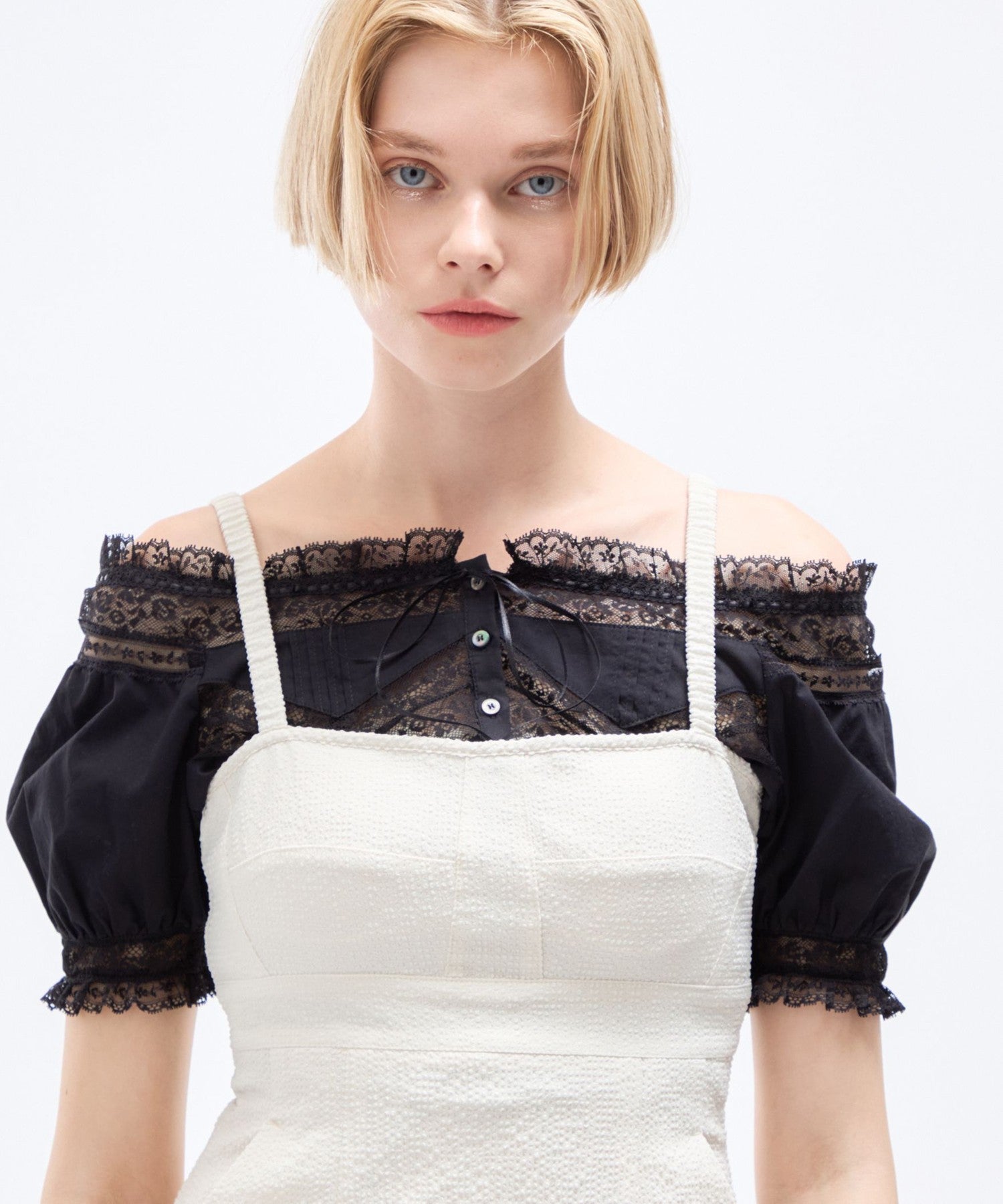 淺色格紋緊身胸衣連身裙