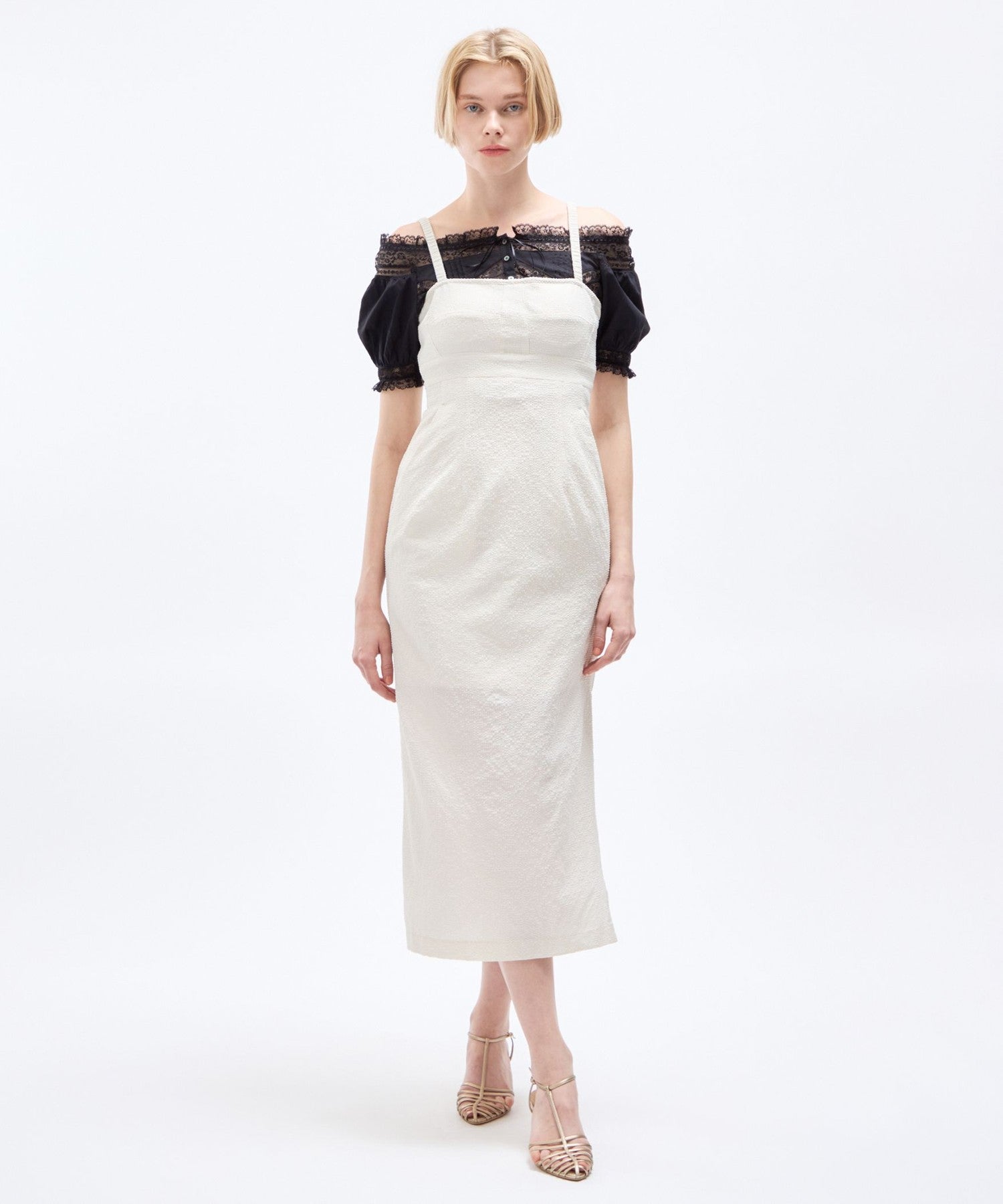 淺色格紋緊身胸衣連身裙