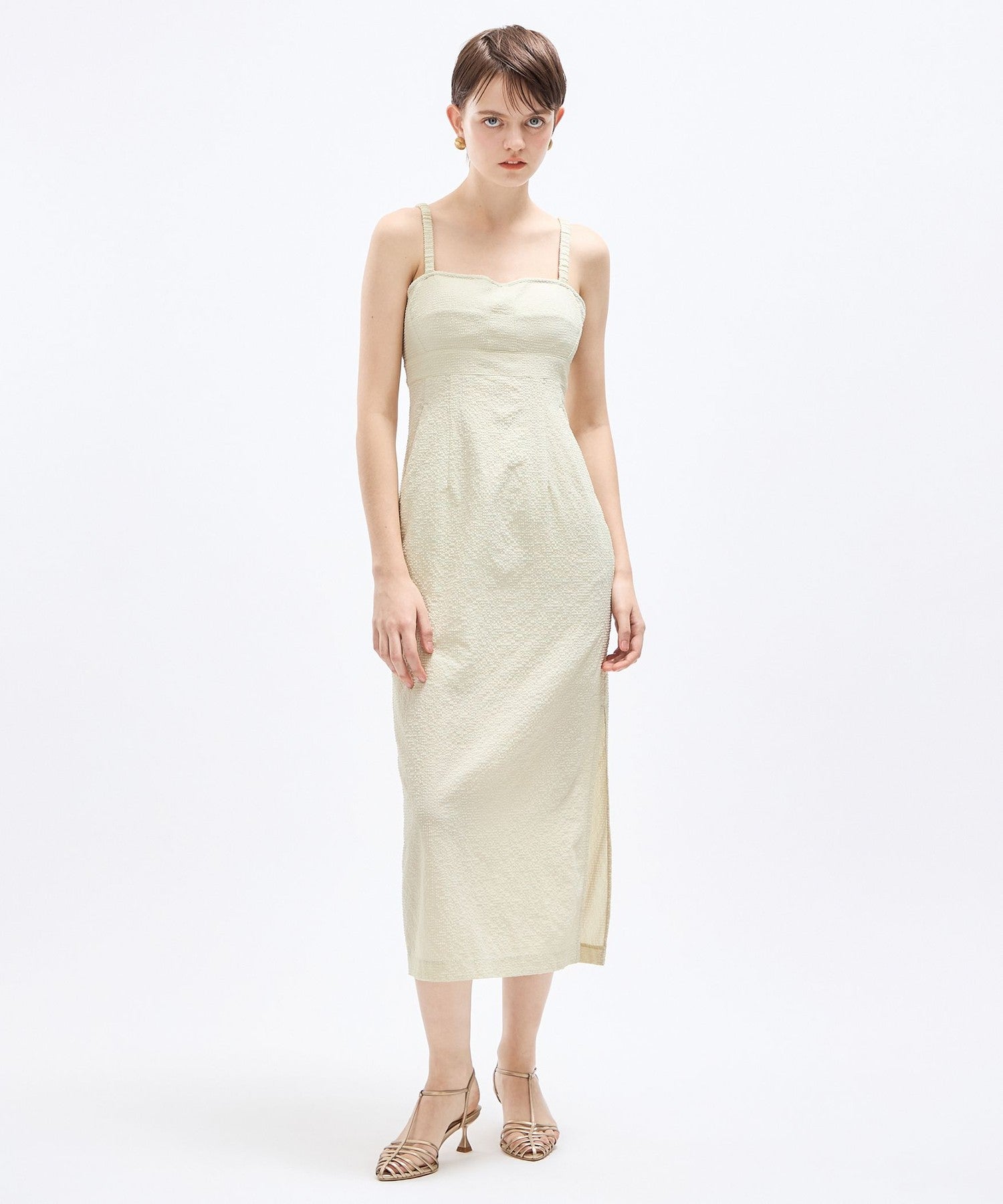 淺色格紋緊身胸衣連身裙