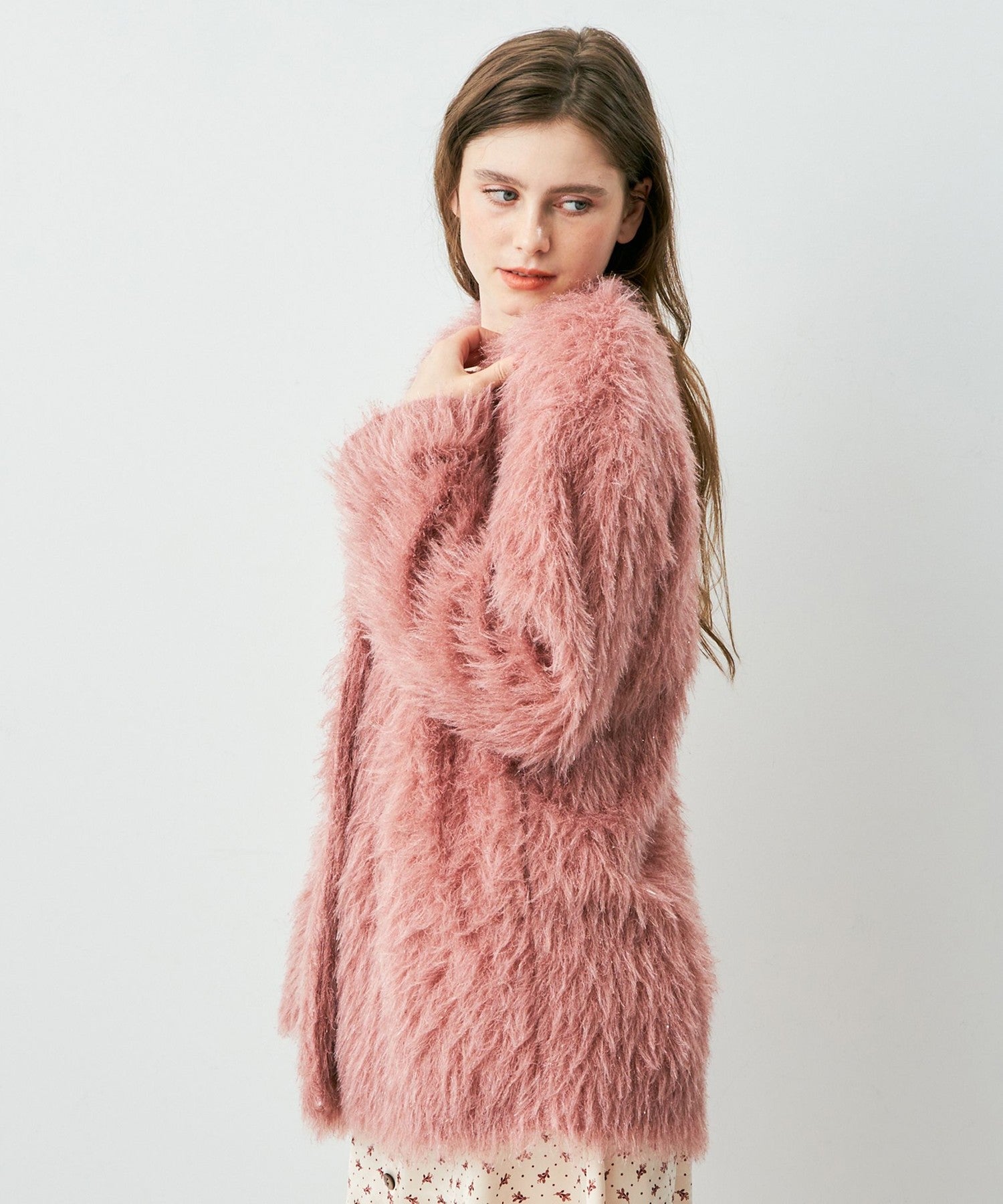 亮色毛茸茸長外套