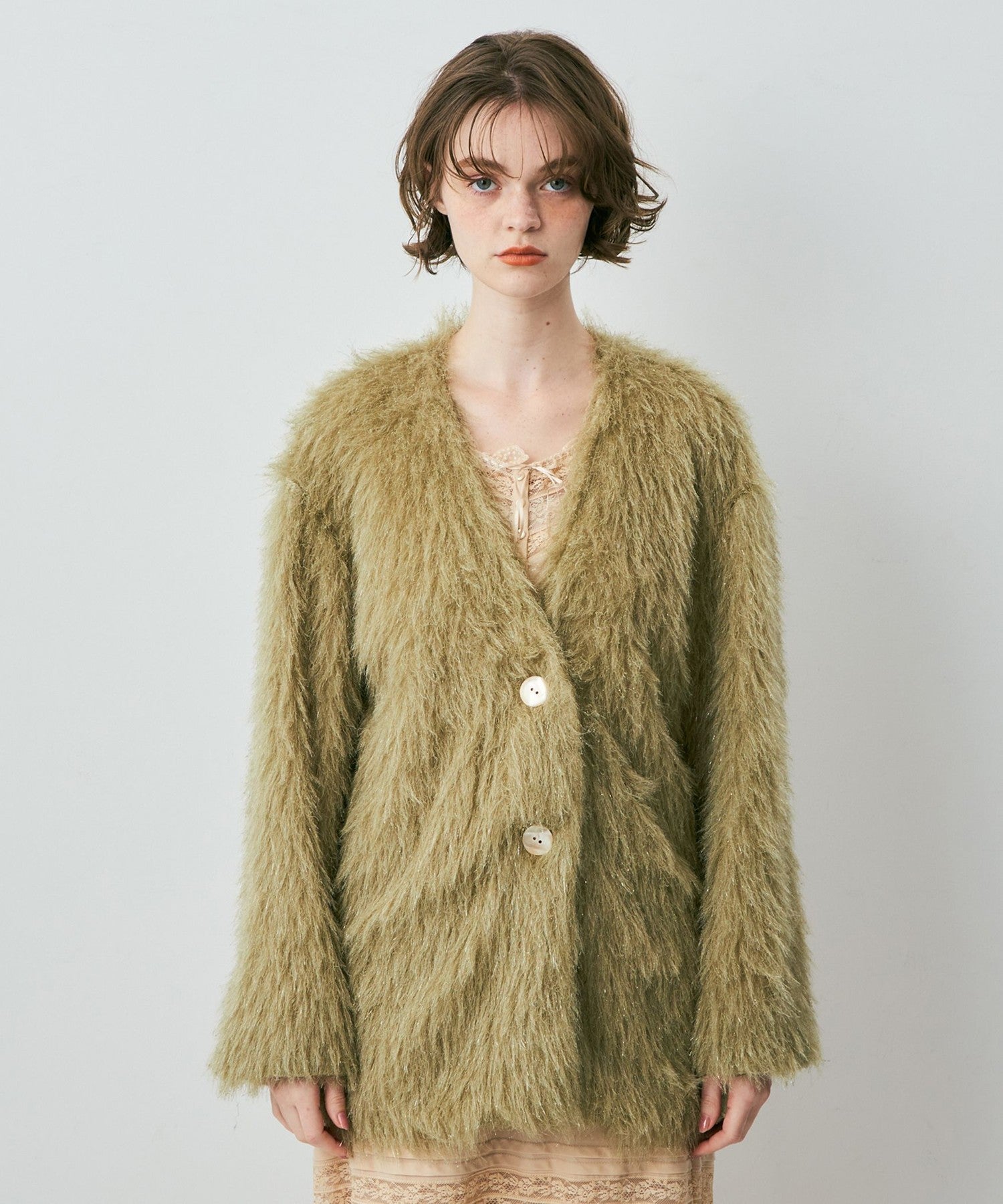 亮色毛茸茸長外套