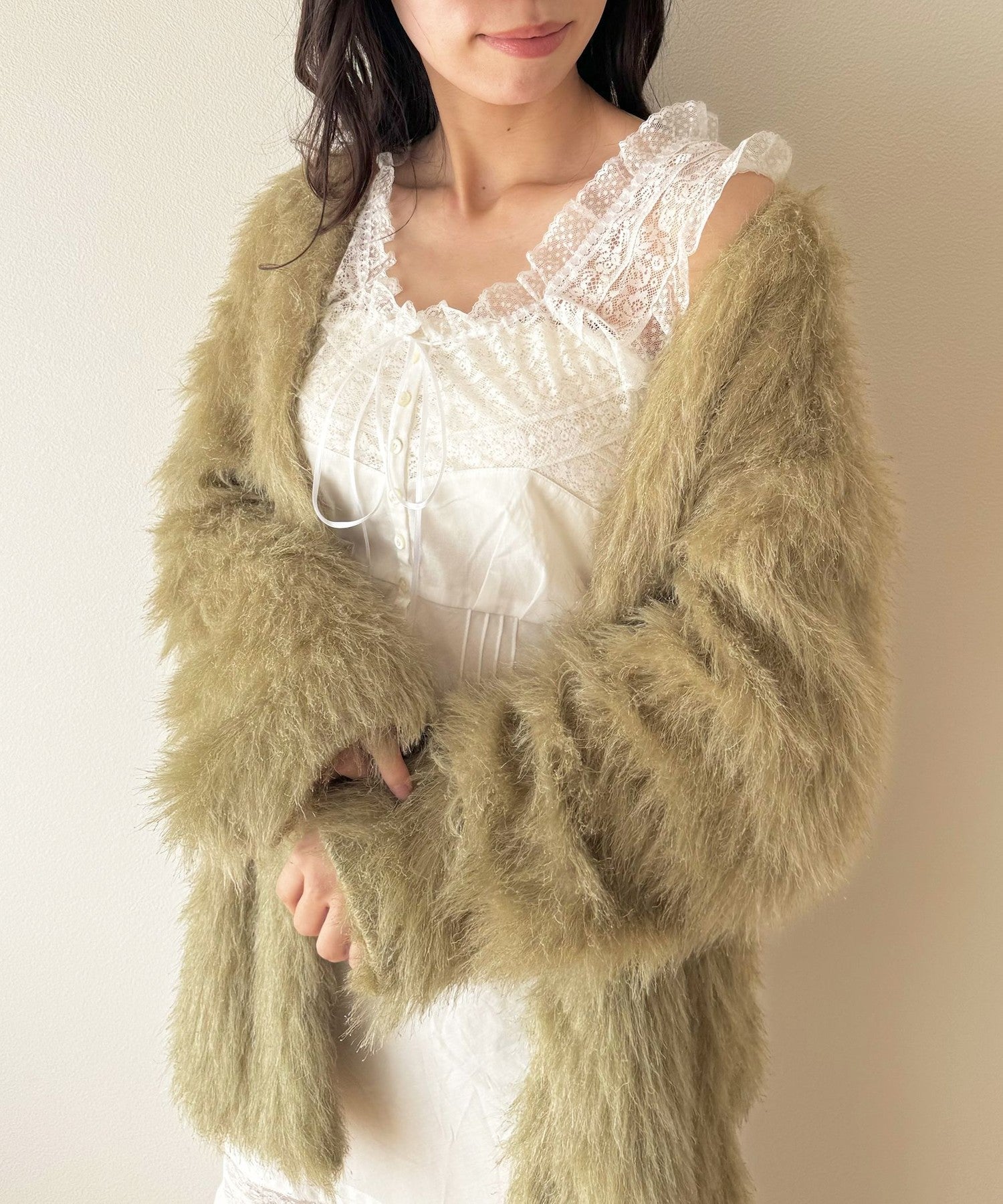 亮色毛茸茸長外套