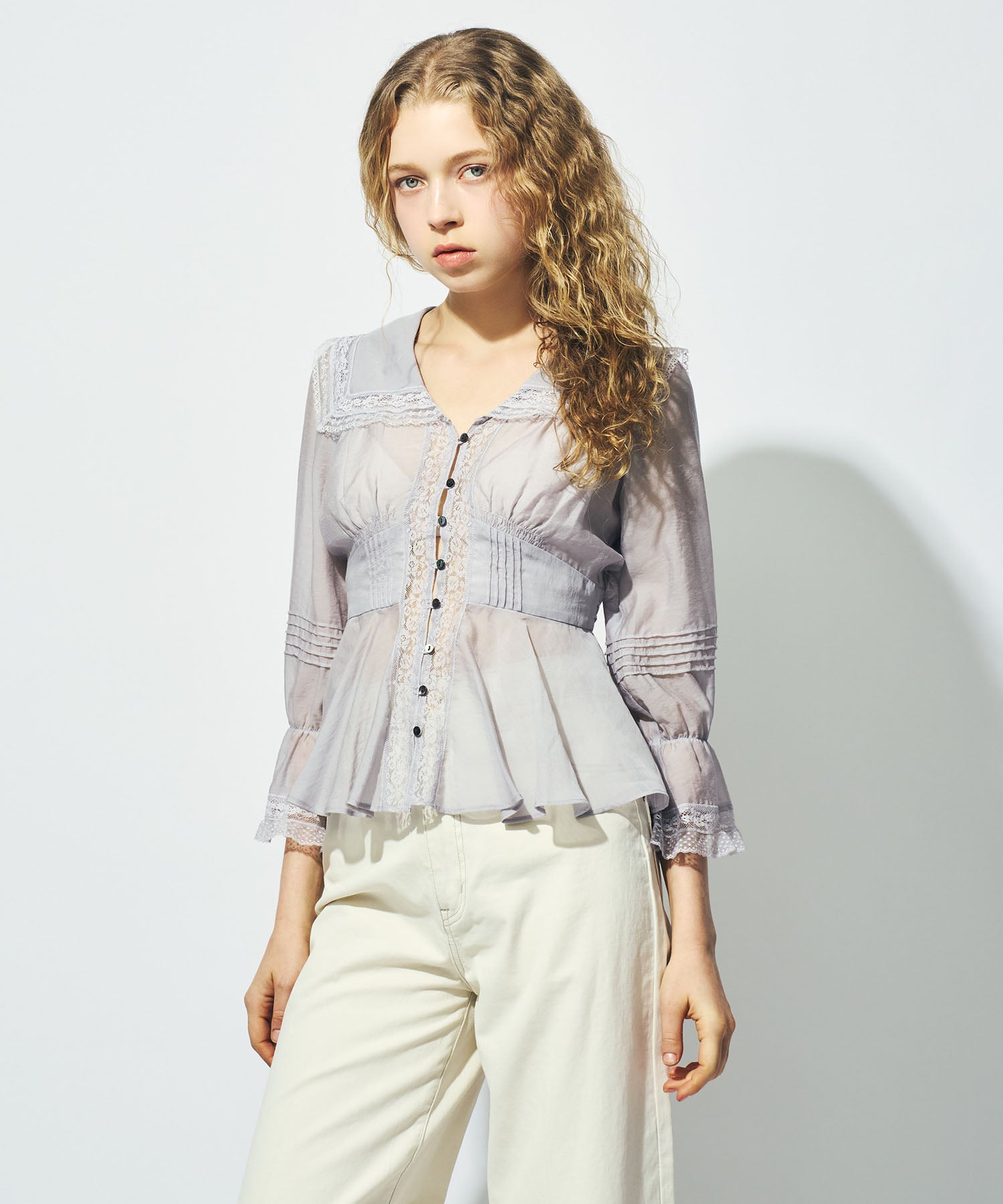 【予約】セーラーカラーレースブラウス