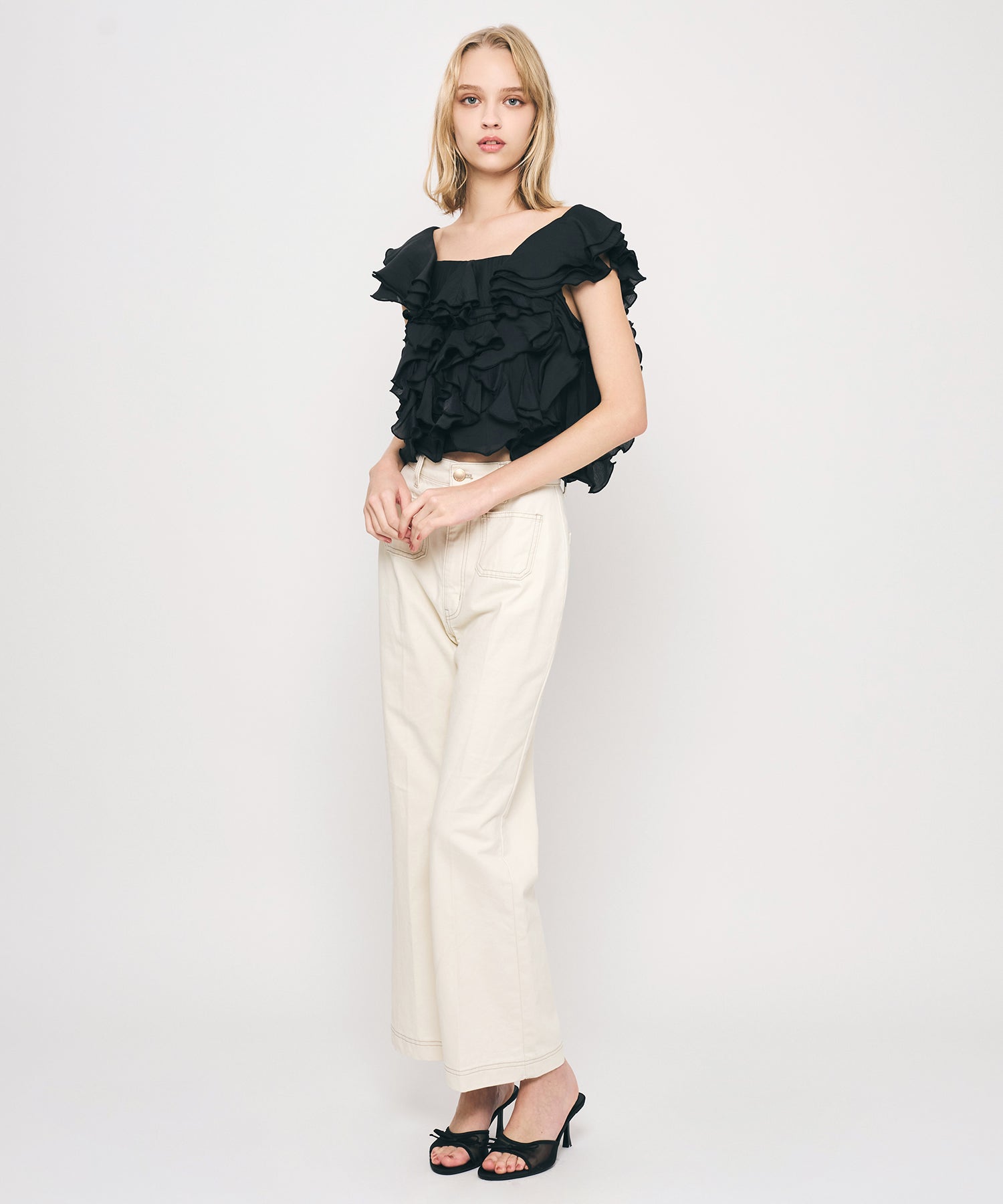 【予約】シアーフレアフリルブラウス