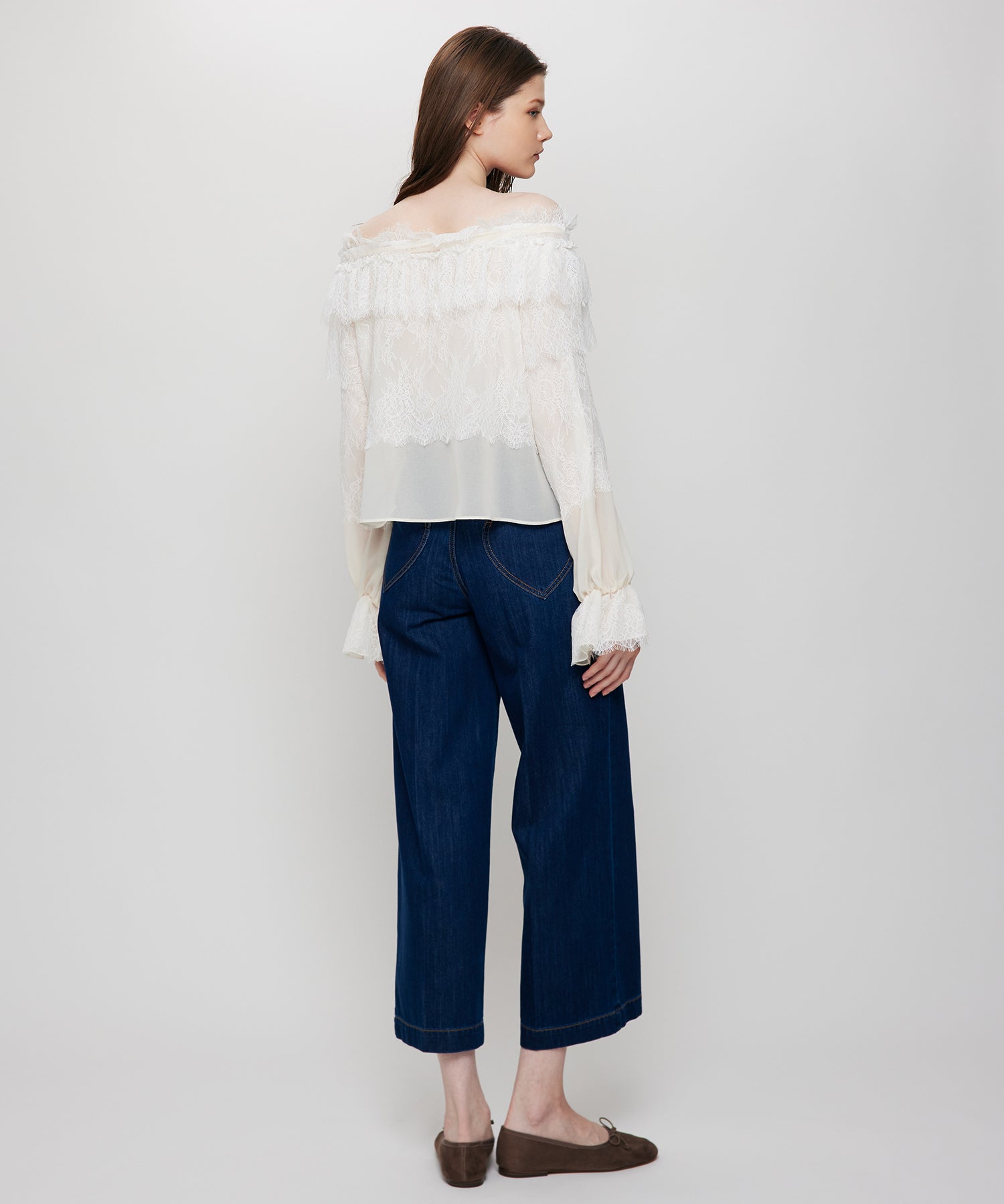 ティアードレースブラウス