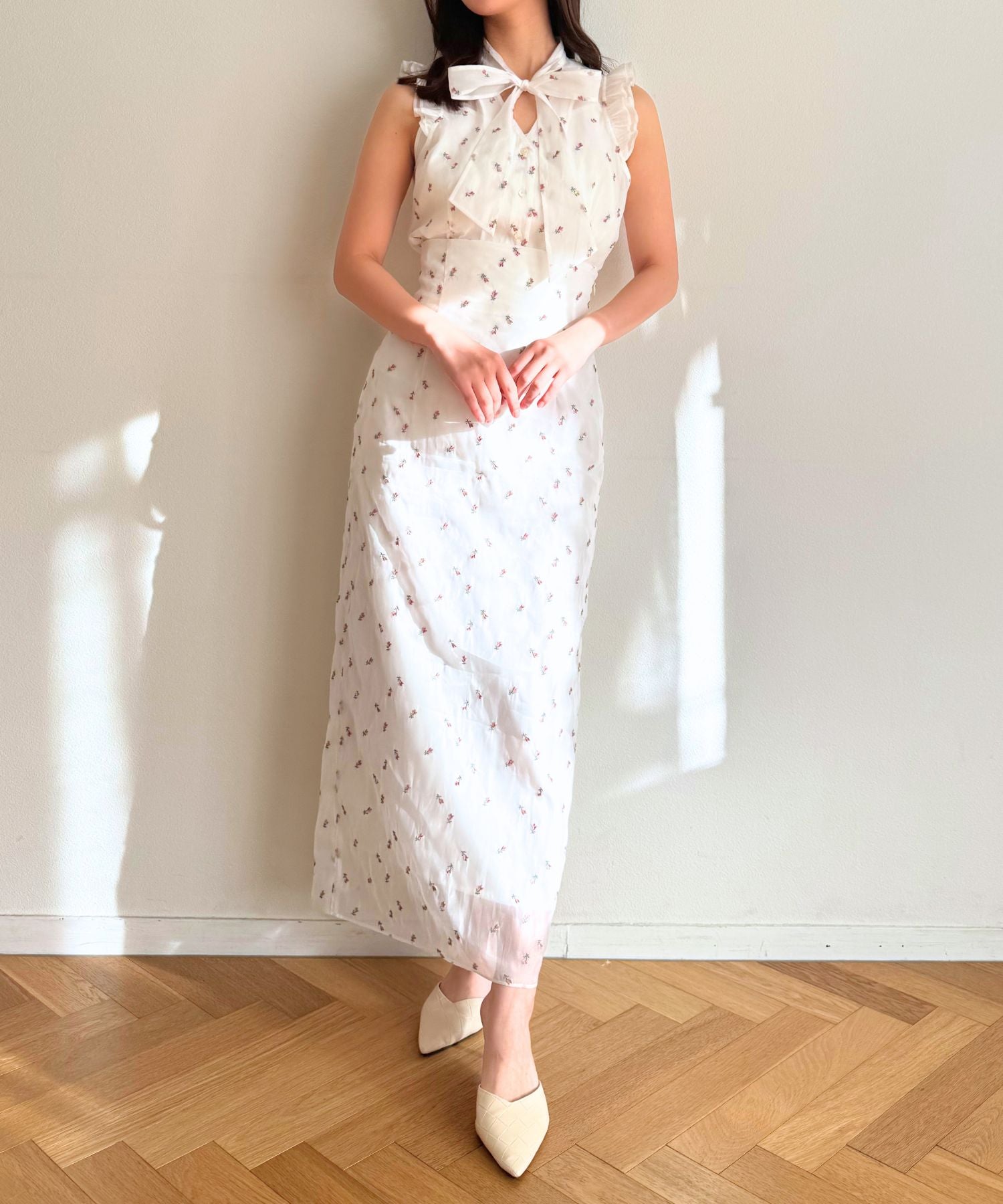 【預訂】迷你亮片花朵緊身裙