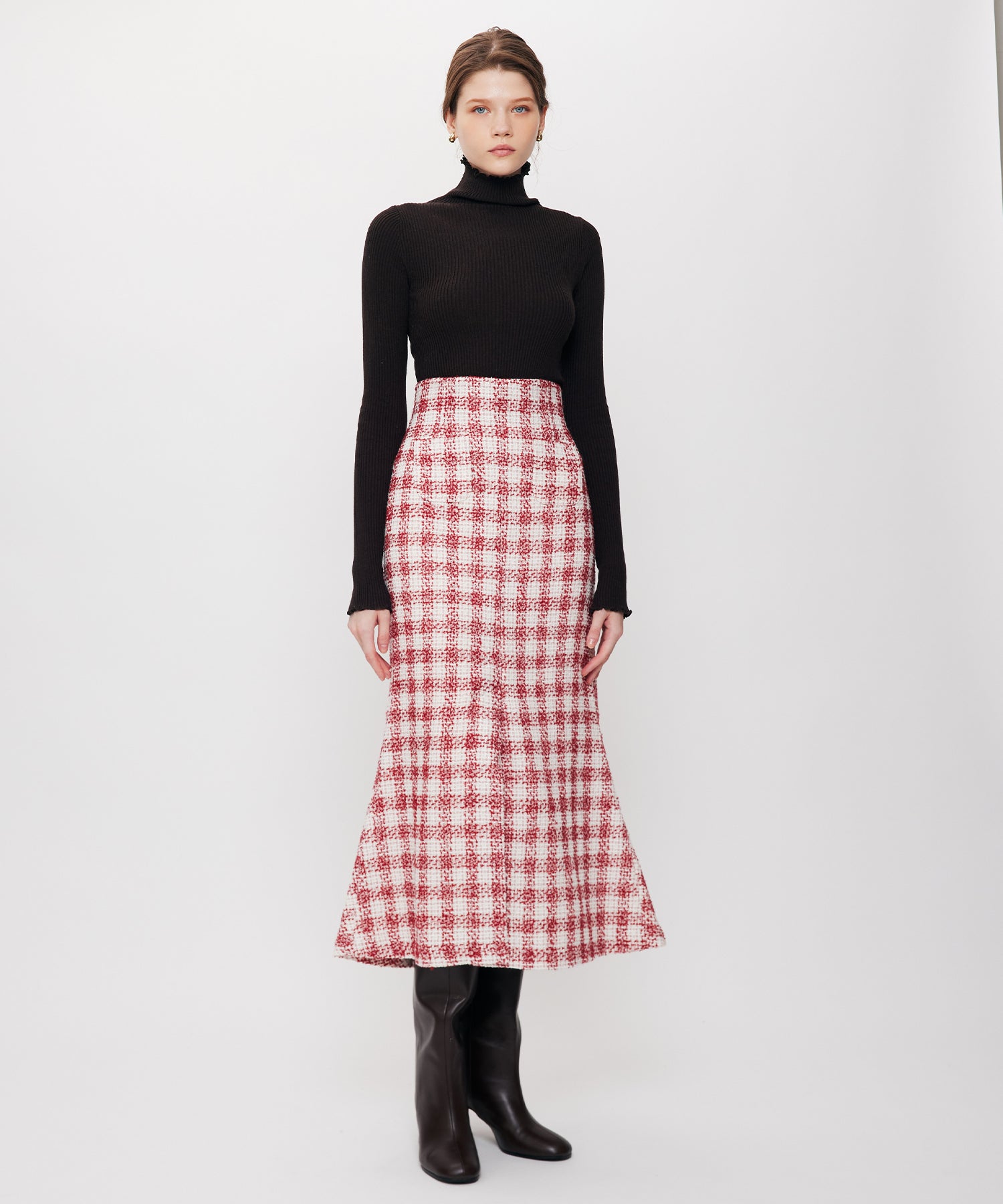 ハイネックリブニット