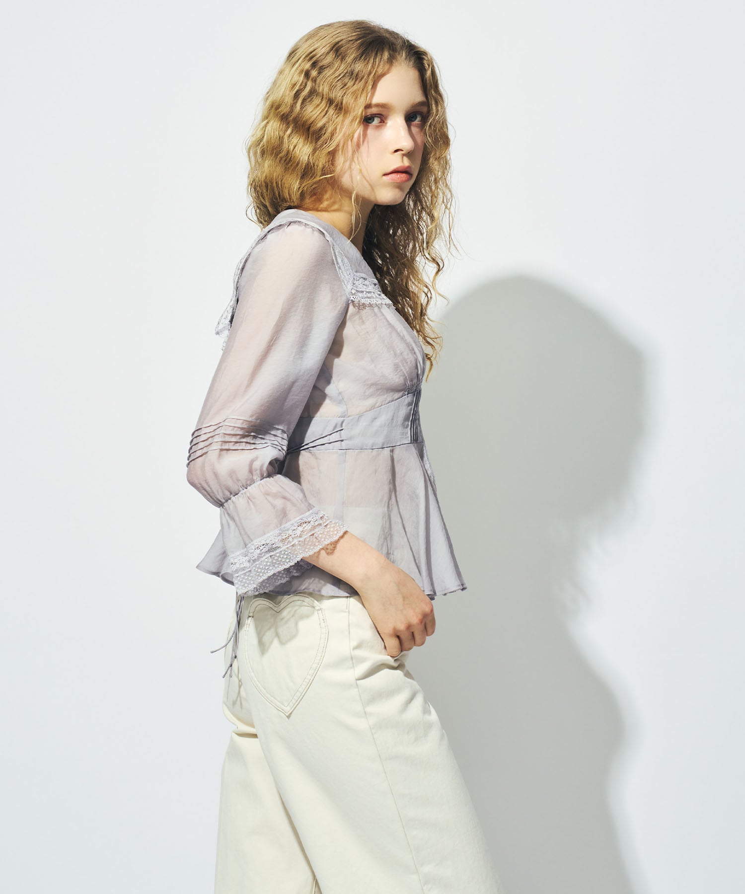 【予約】セーラーカラーレースブラウス