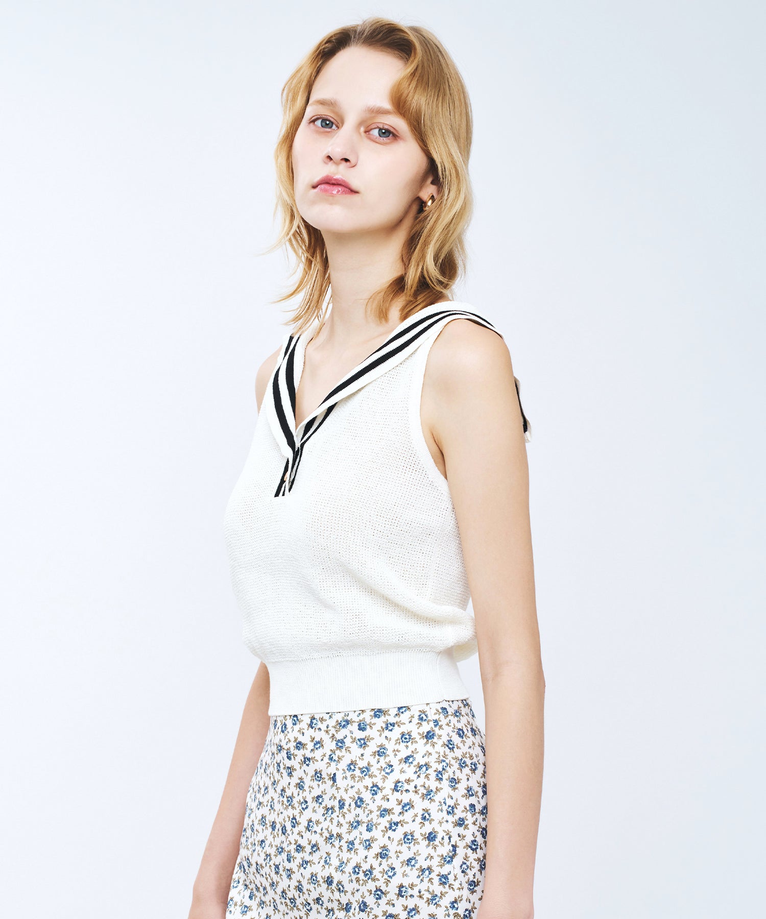 セーラーカラーマリンニット