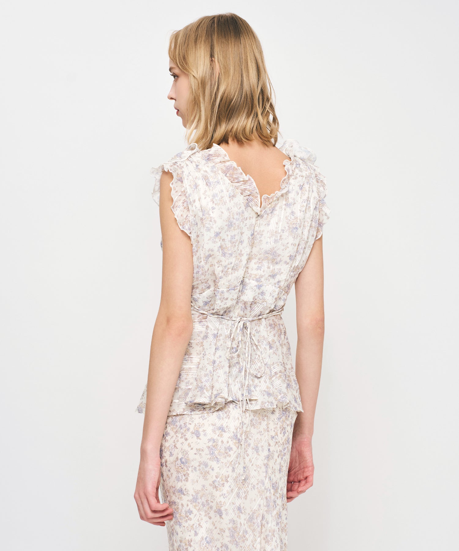 フルールラメシフォンフリルブラウス