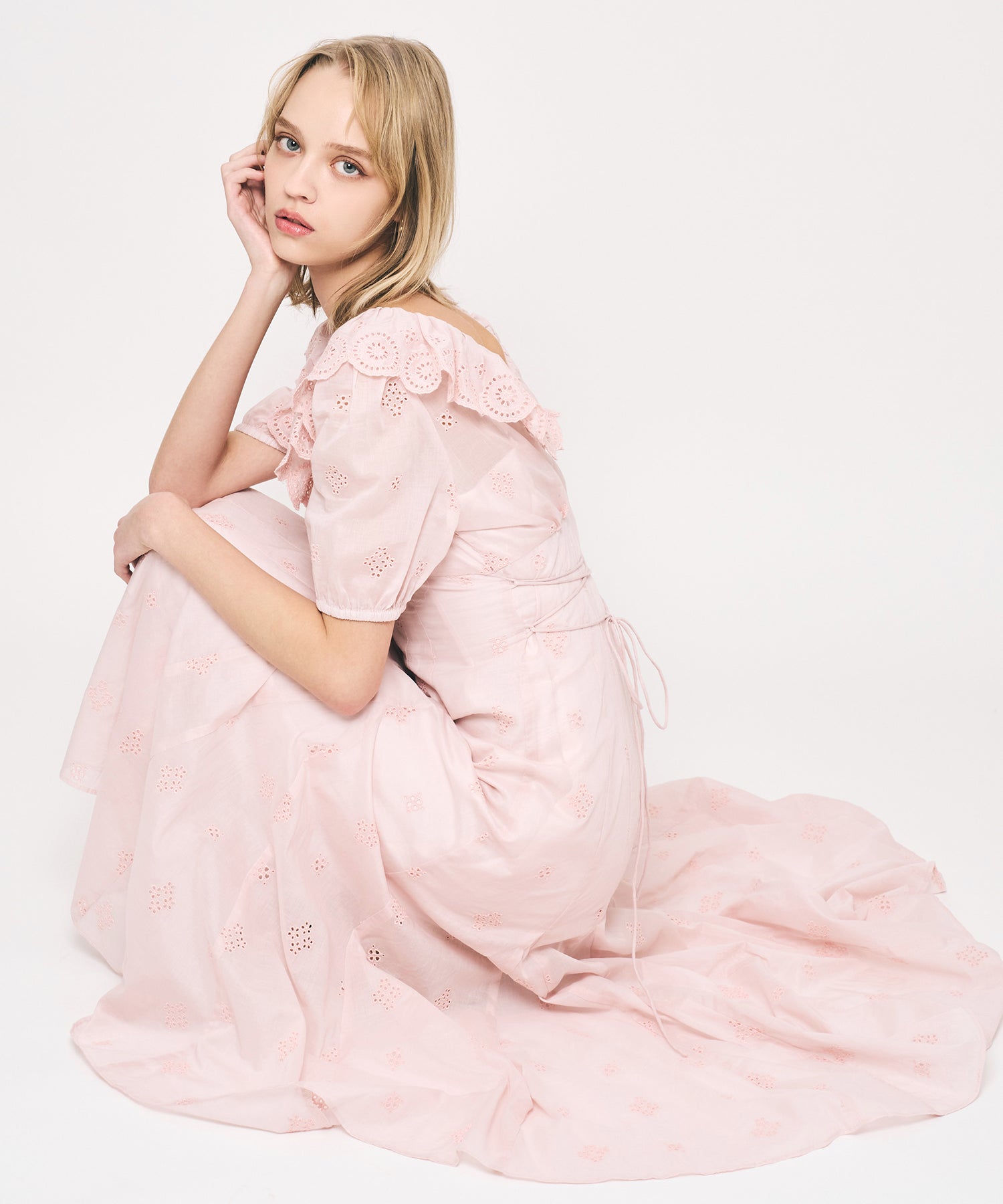 【予約】コットンボイルフラワーワンピース