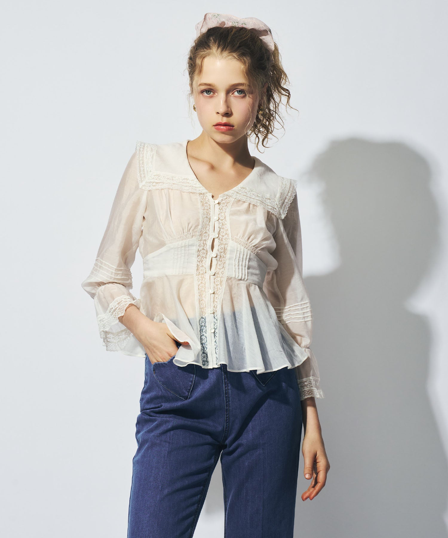 【予約】セーラーカラーレースブラウス