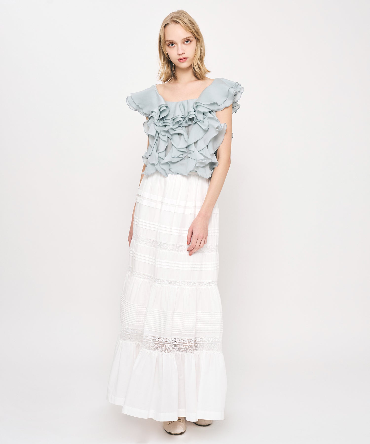 【予約】シアーフレアフリルブラウス