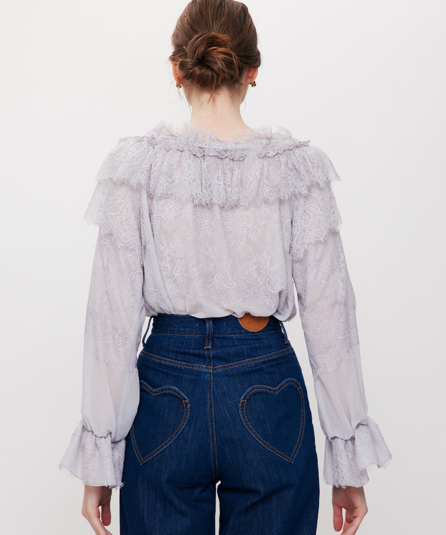 ティアードレースブラウス