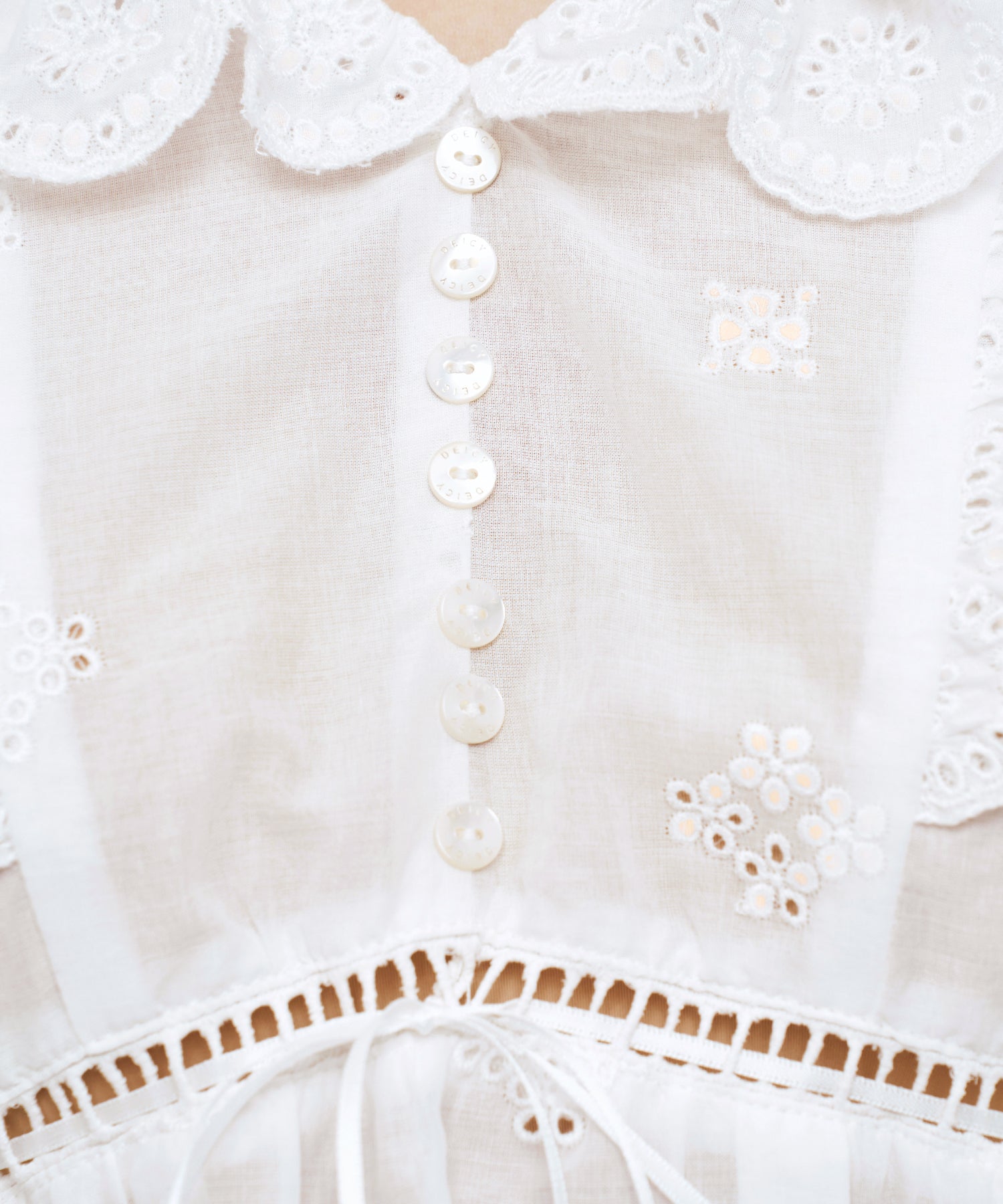 コットンボイルフラワーブラウス