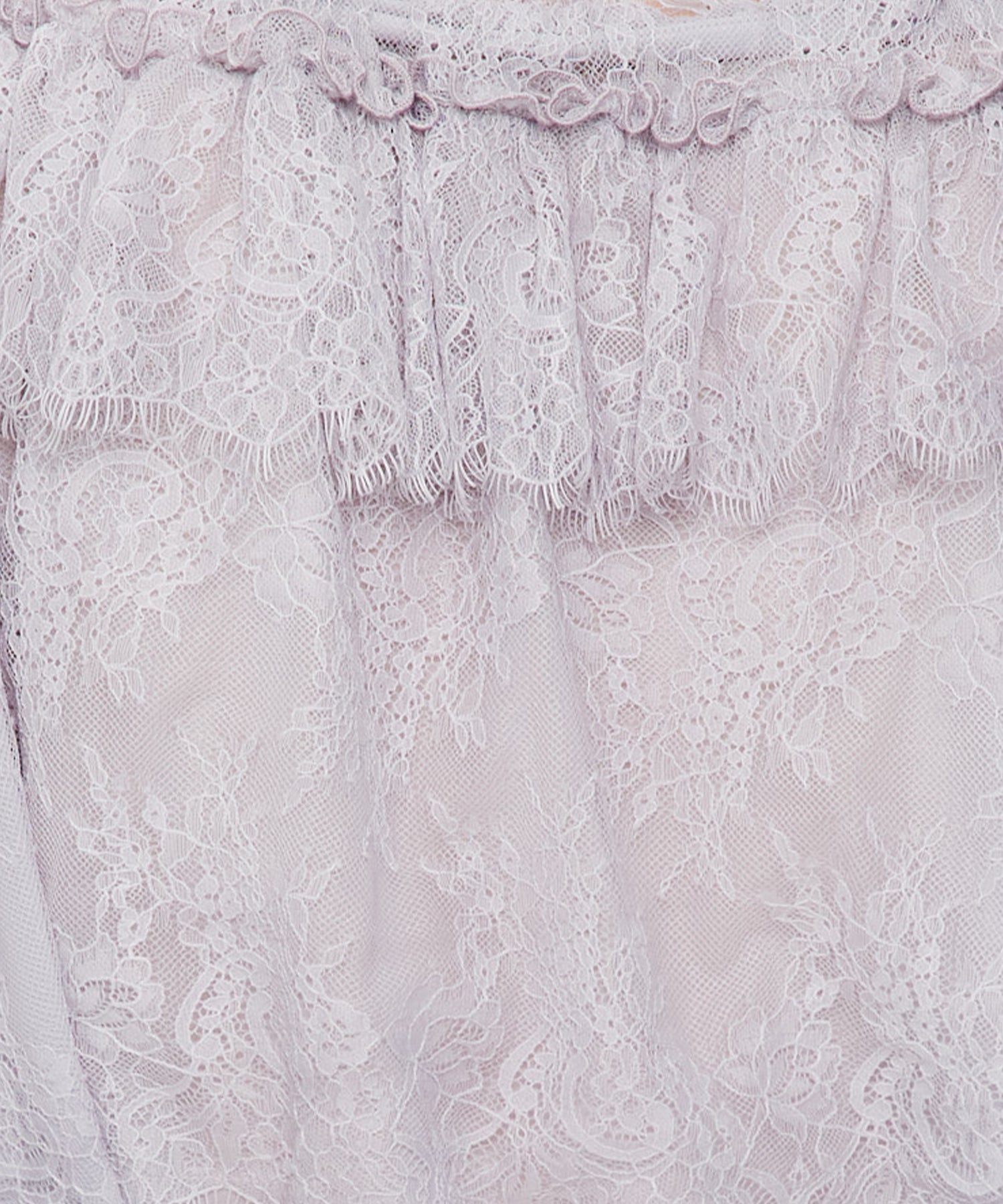 ティアードレースブラウス