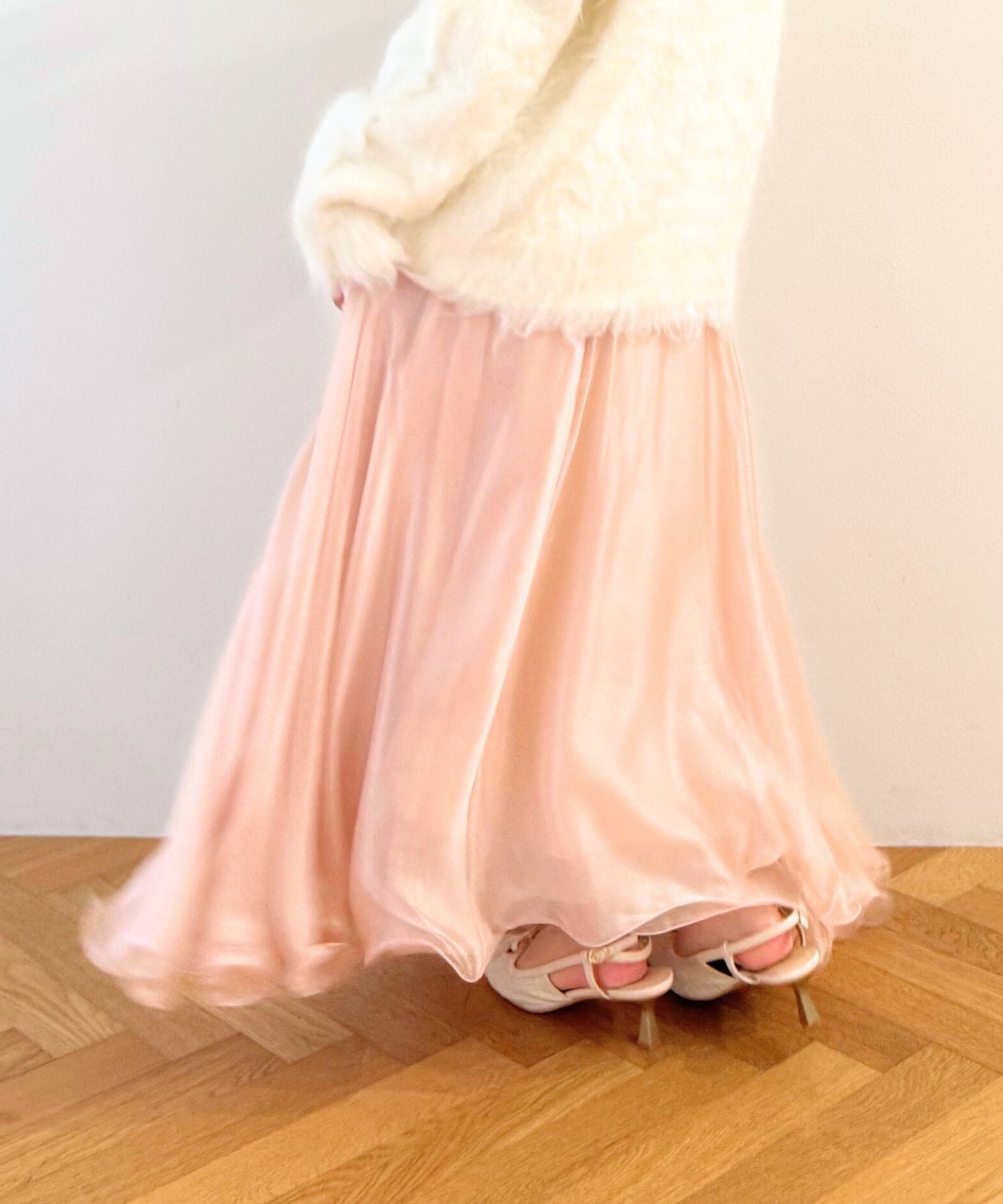 シアーフレアスカート