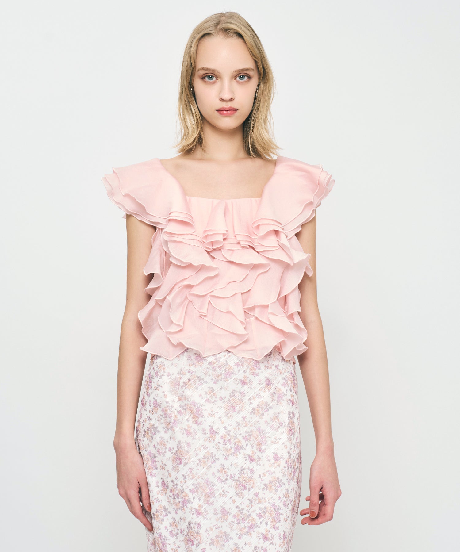 【予約】シアーフレアフリルブラウス