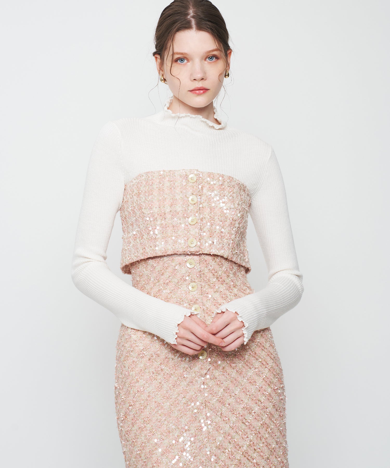 ハイネックリブニット