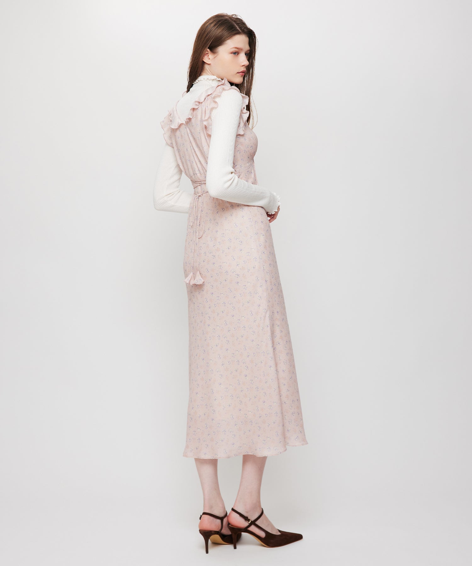 ハイネックリブニット