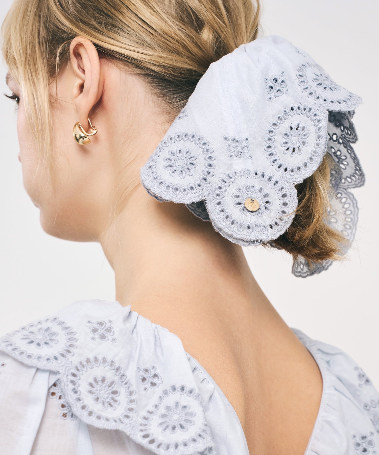 コットンボイルフラワーシュシュ