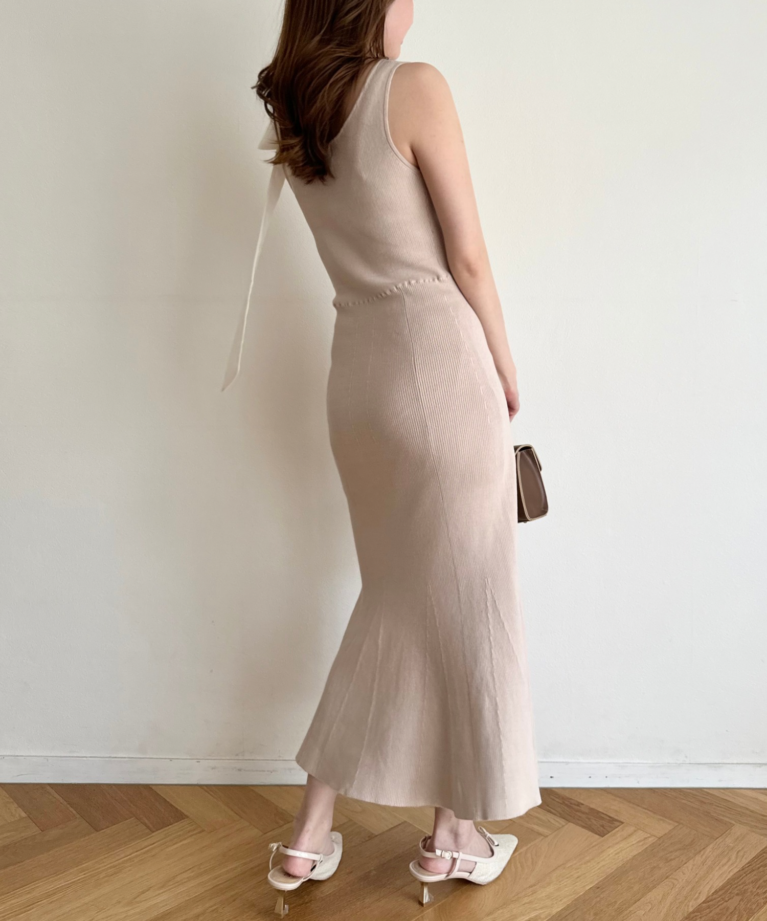 肩部絲帶針織連身裙