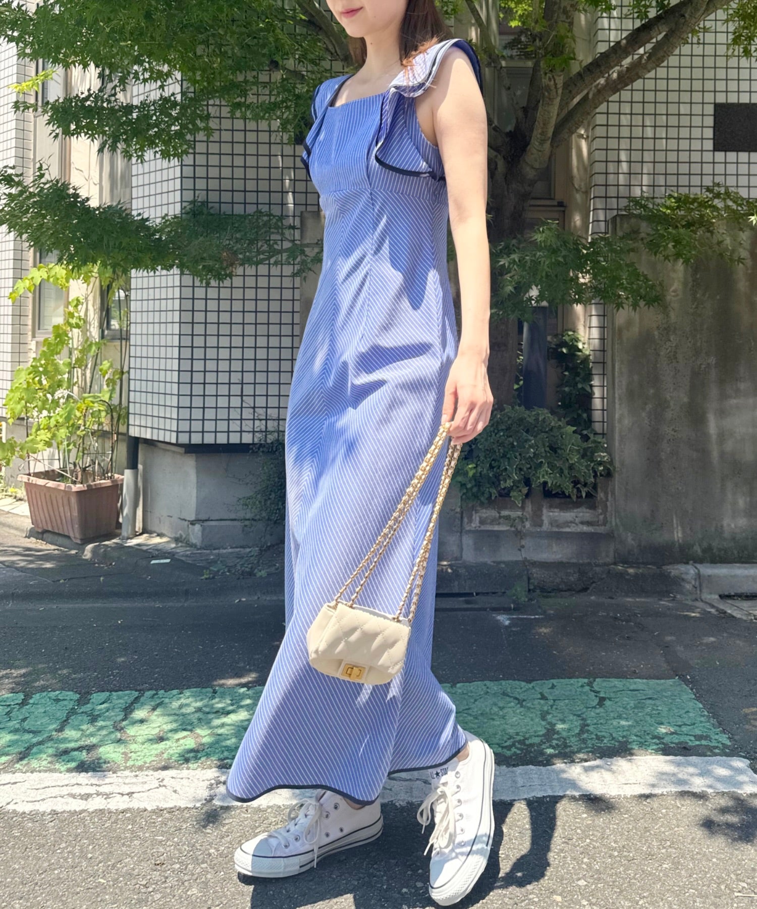Frill shoulder dress