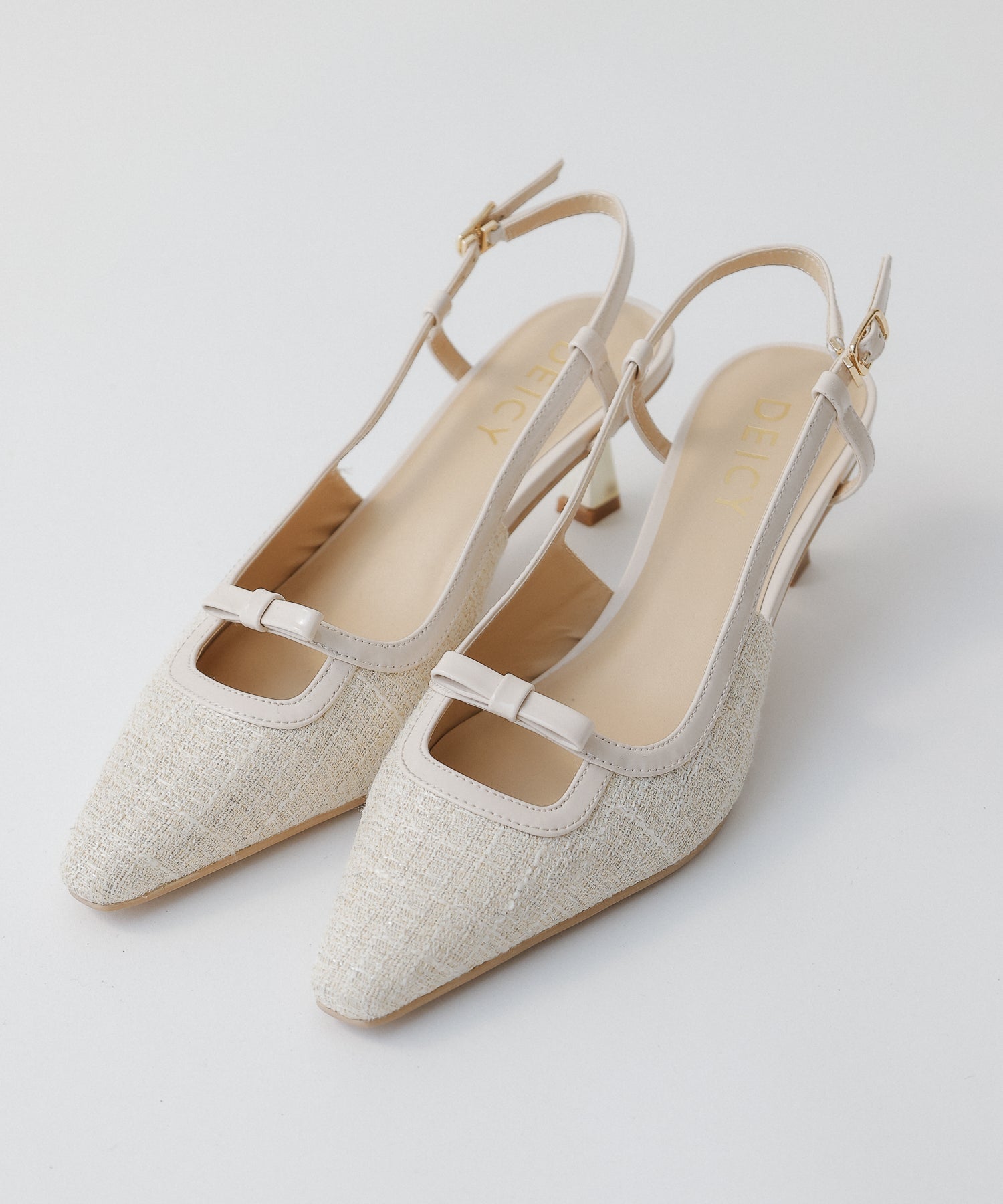 尖頭小號絲帶涼鞋