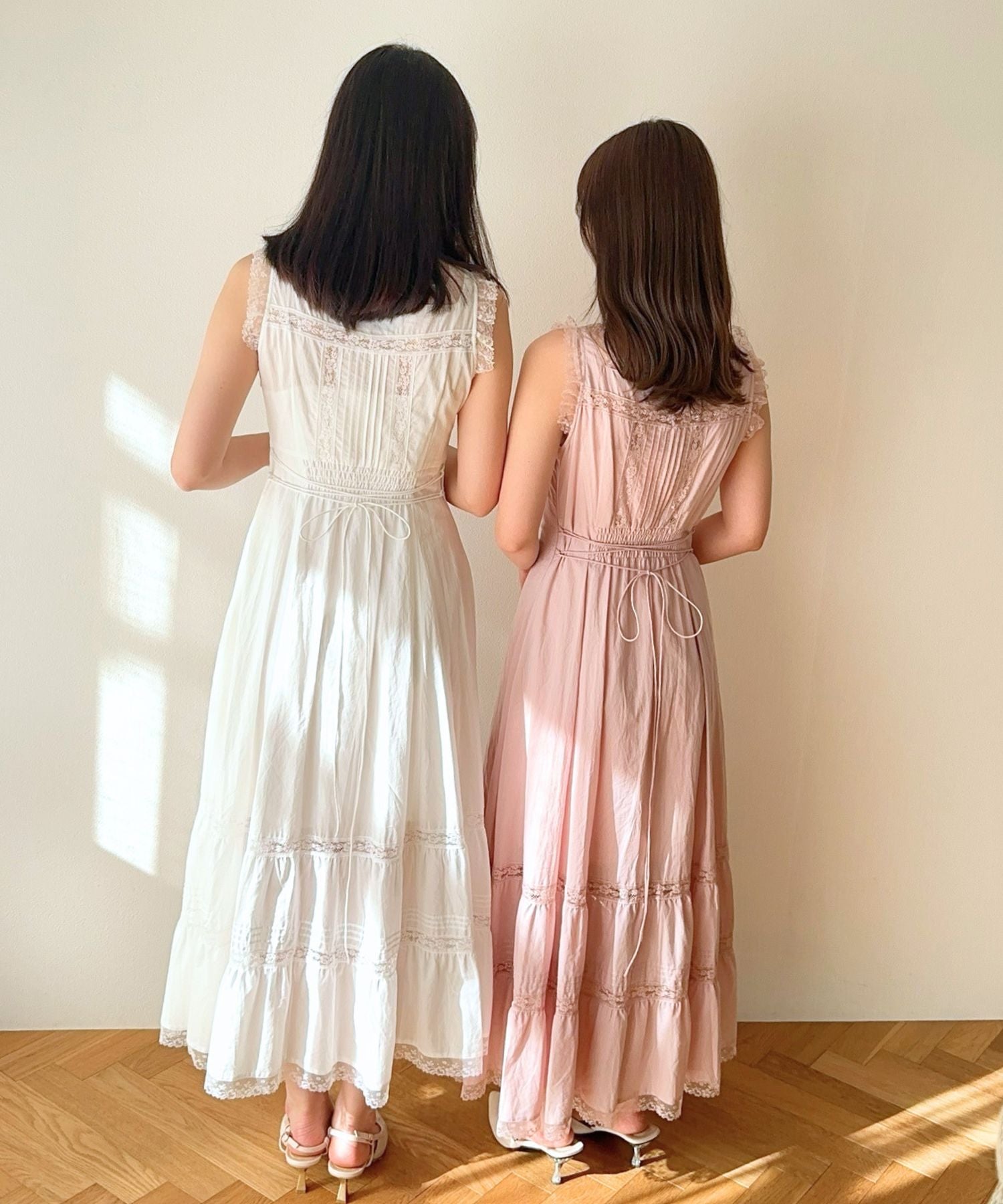 レースミックスフレアワンピース