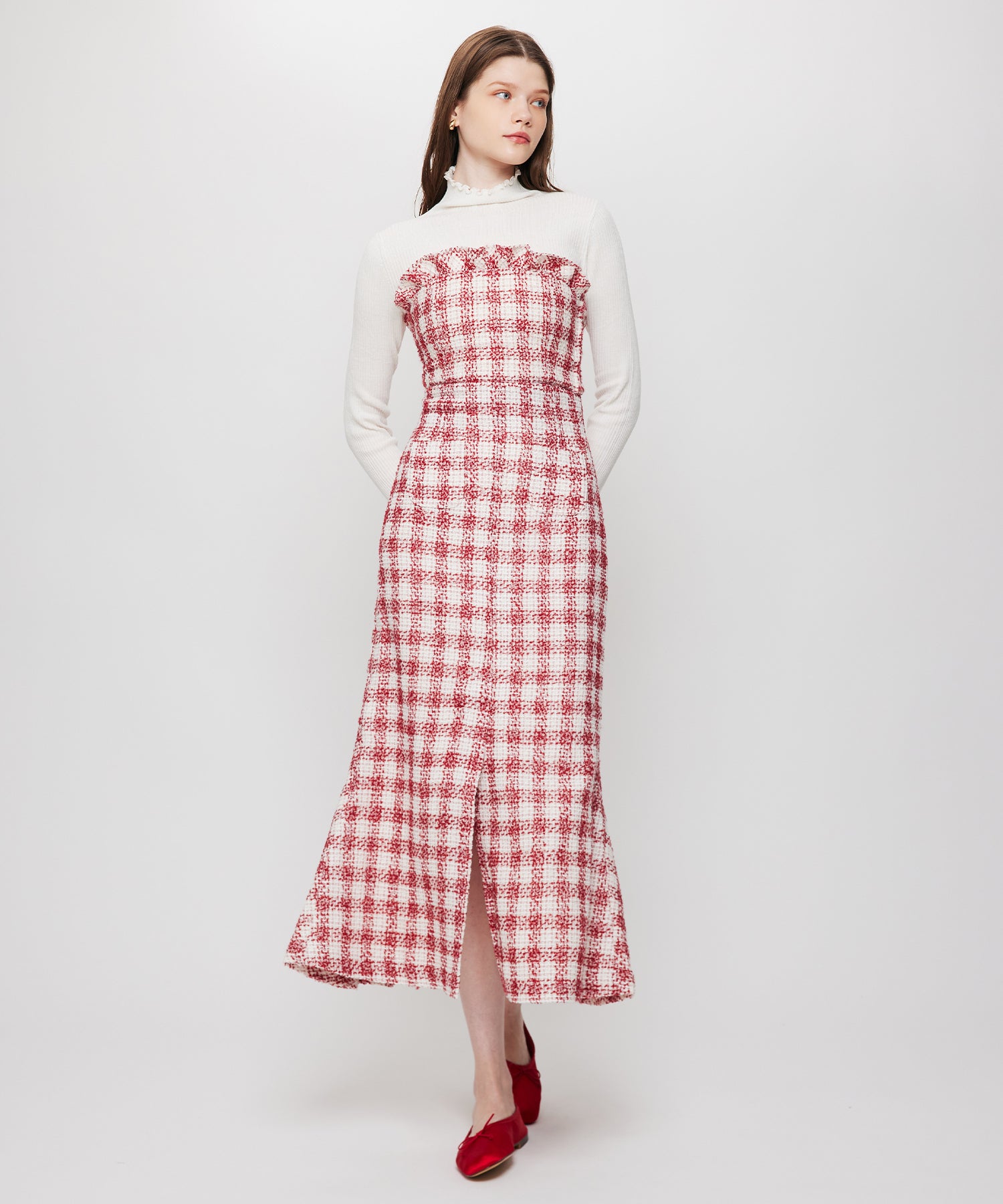 ハイネックリブニット