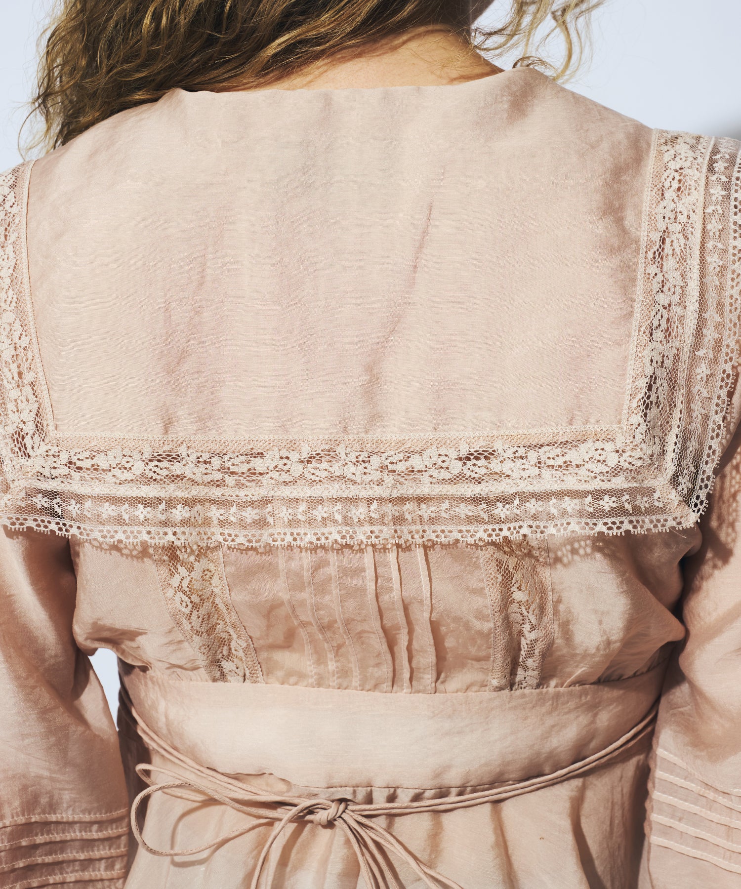 【予約】セーラーカラーレースブラウス