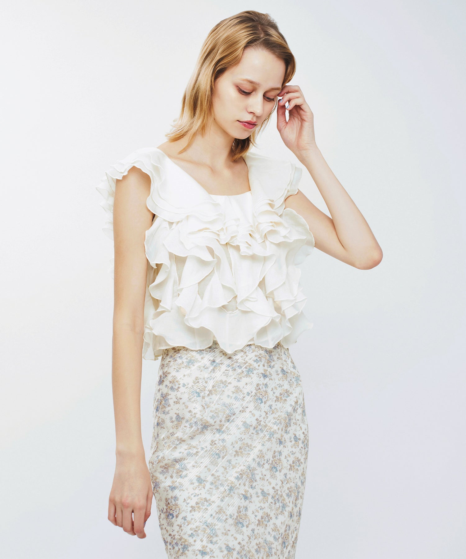 シアーフレアフリルブラウス