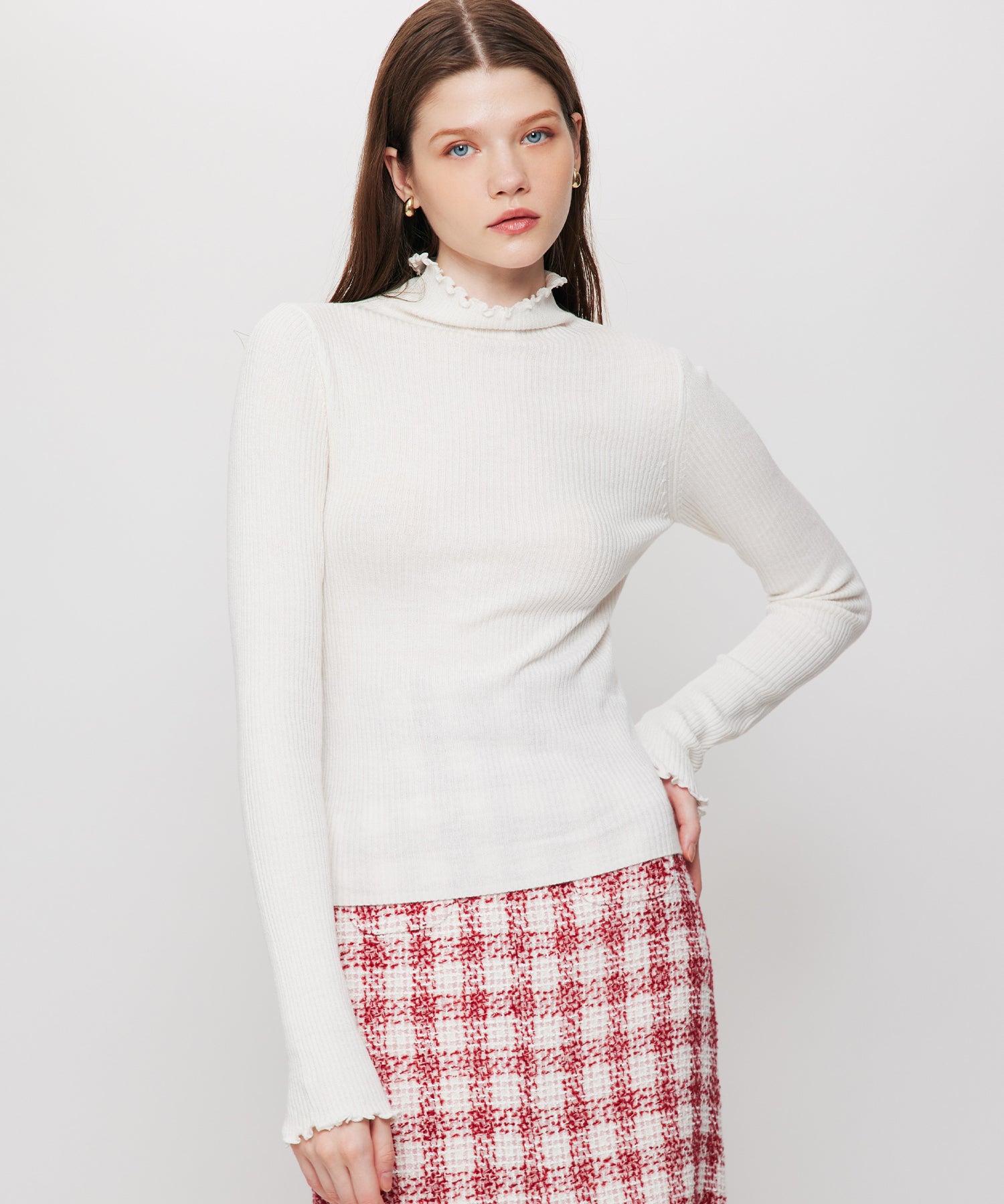 ハイネックリブニット