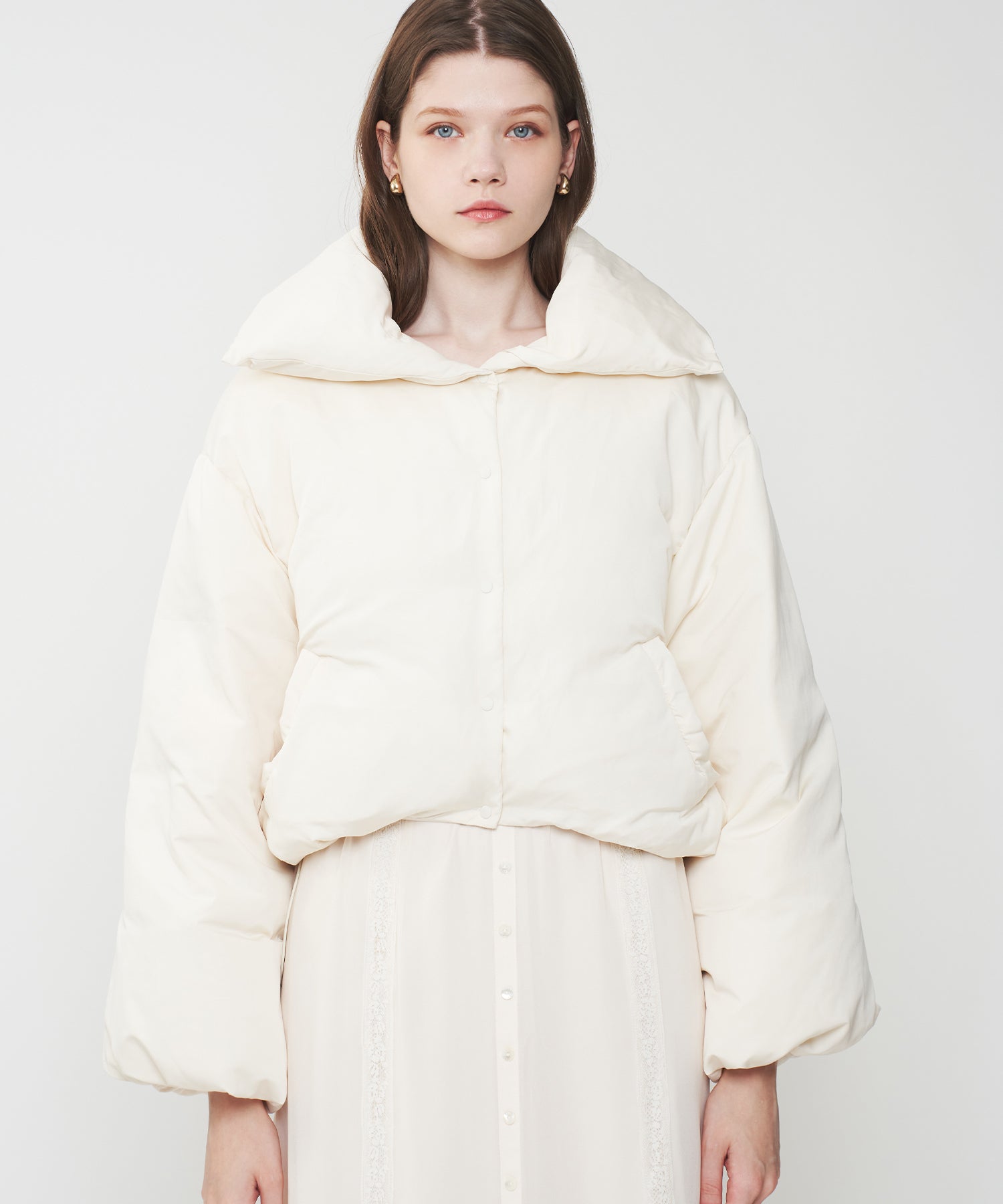 ボリュームカラーショートダウンコート