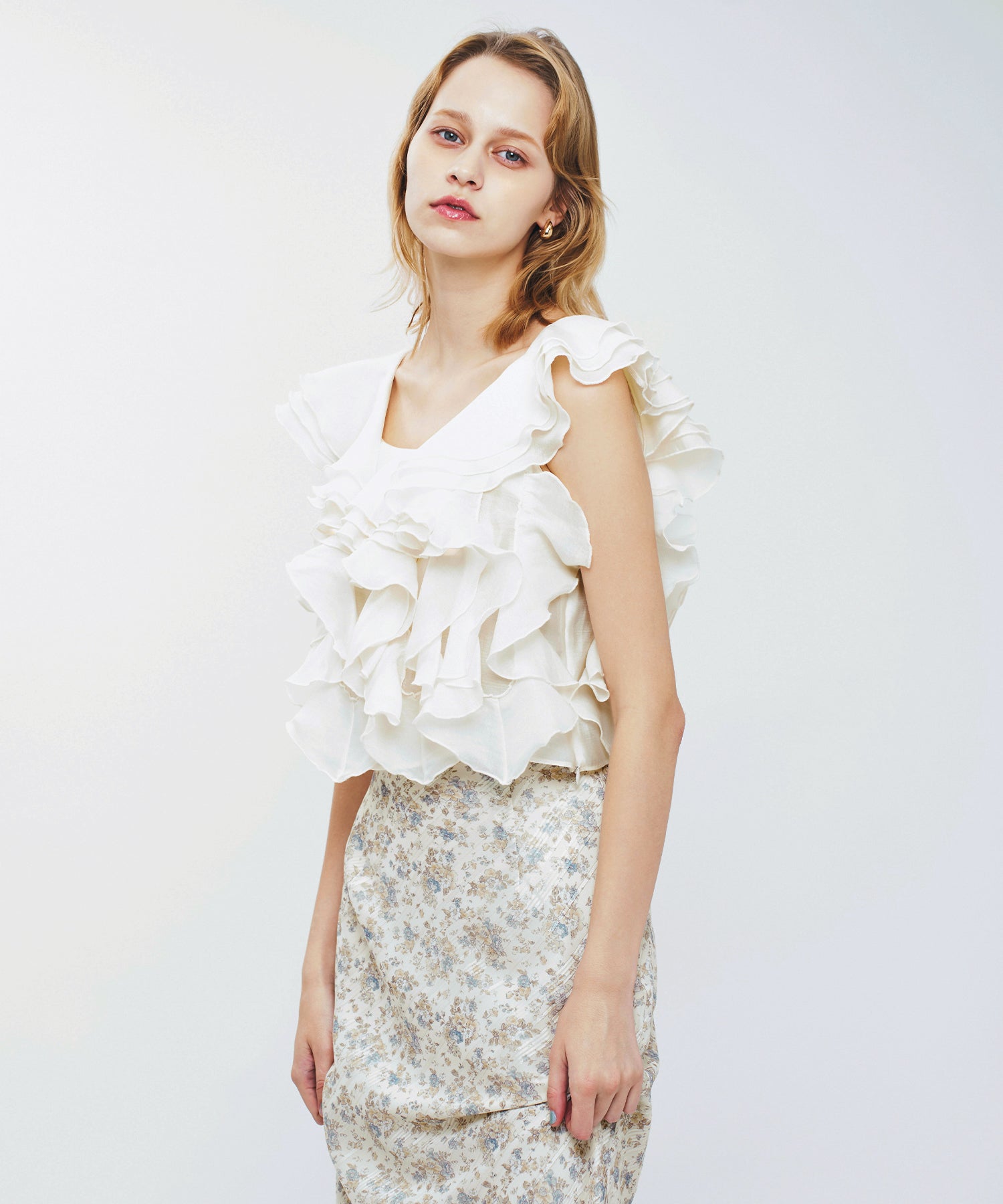 シアーフレアフリルブラウス