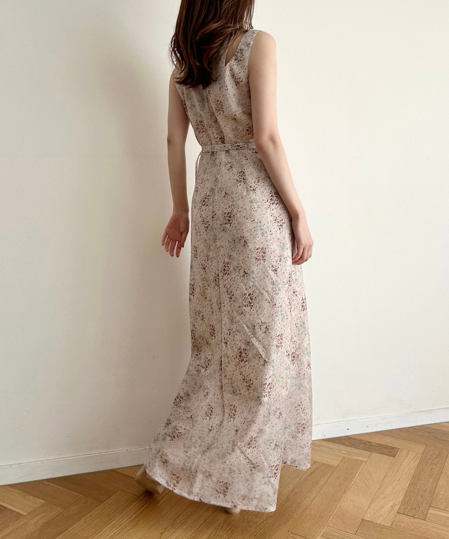 Merry Milton 鏤空連身裙