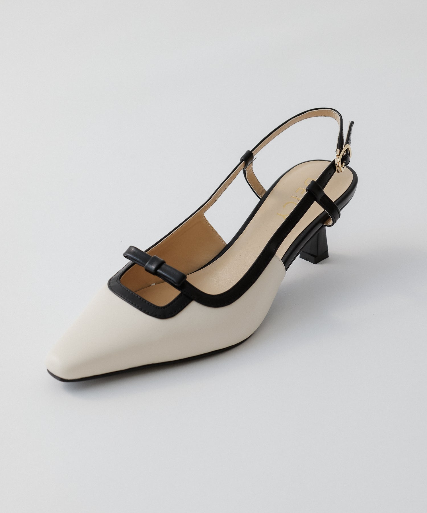 尖頭小號絲帶涼鞋