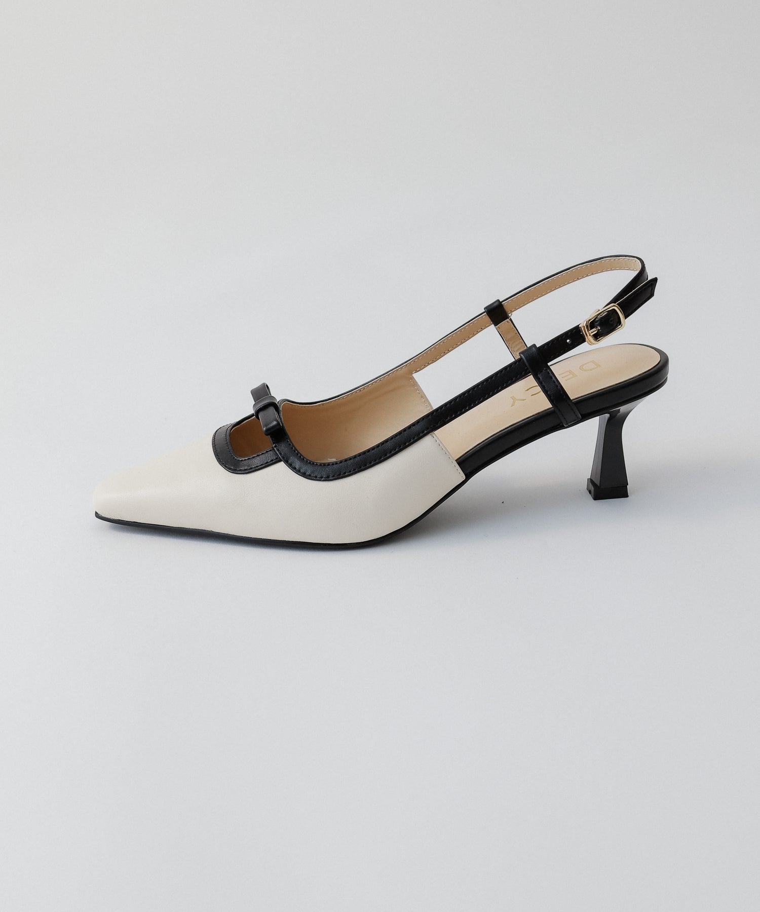 尖頭小號絲帶涼鞋