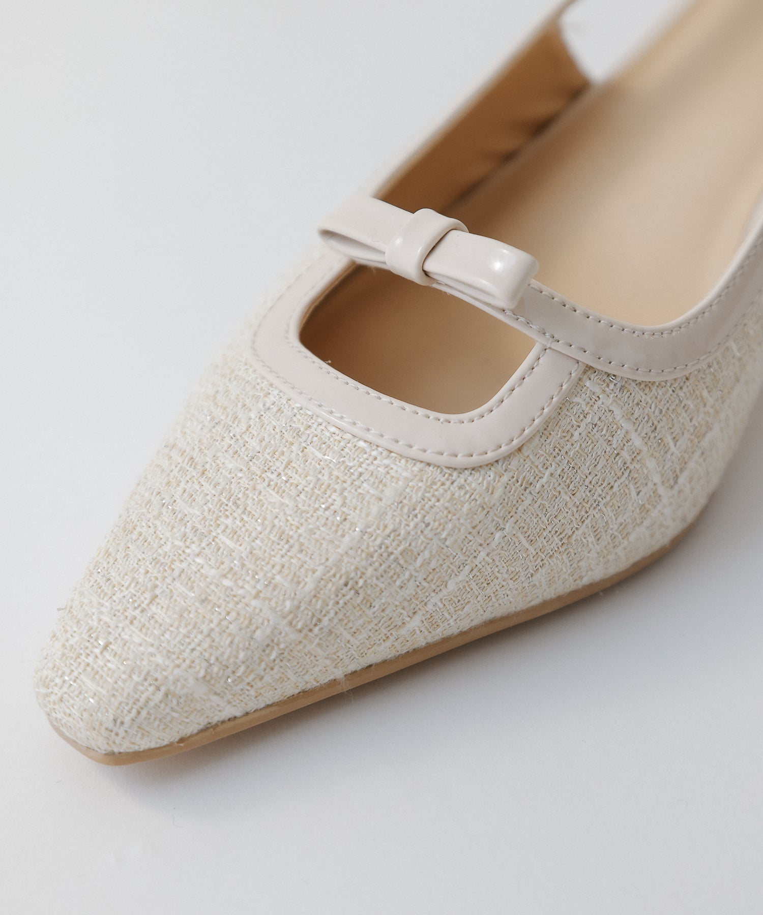 尖頭小號絲帶涼鞋