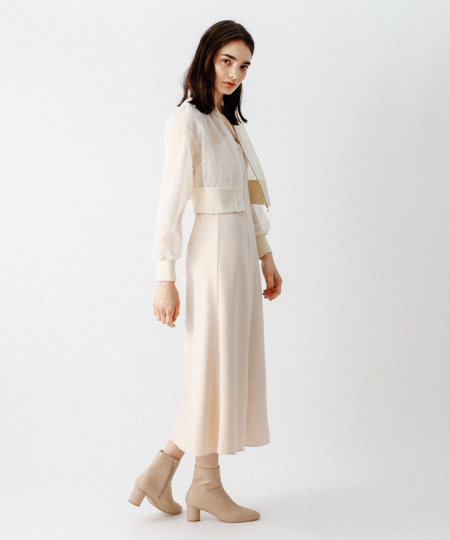 迷你珍珠薄紗束腰外套