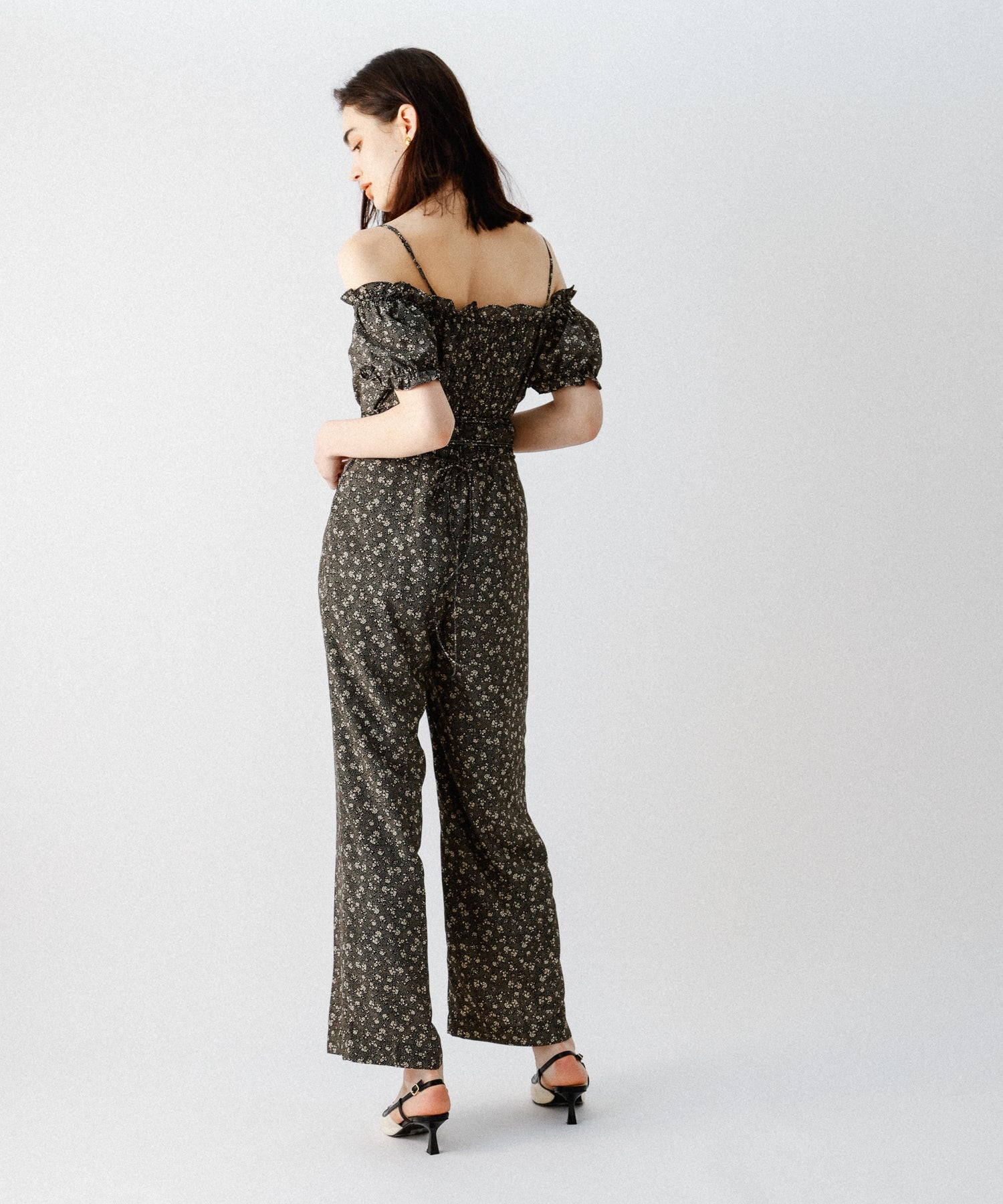 嬌小的花朵合而為一