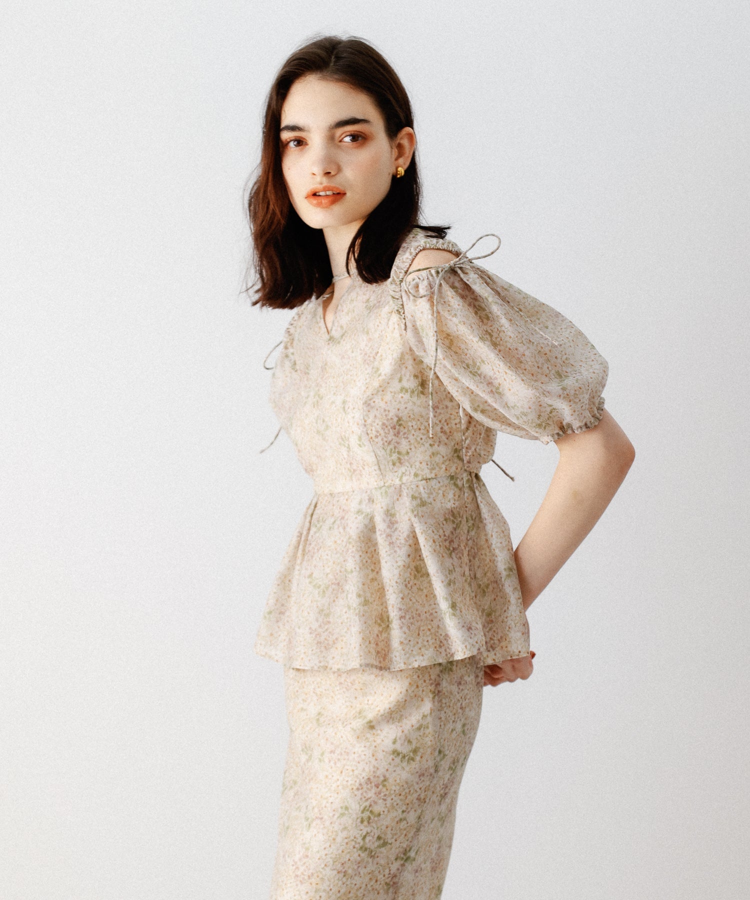 Merry Milton 鏤空襯衫