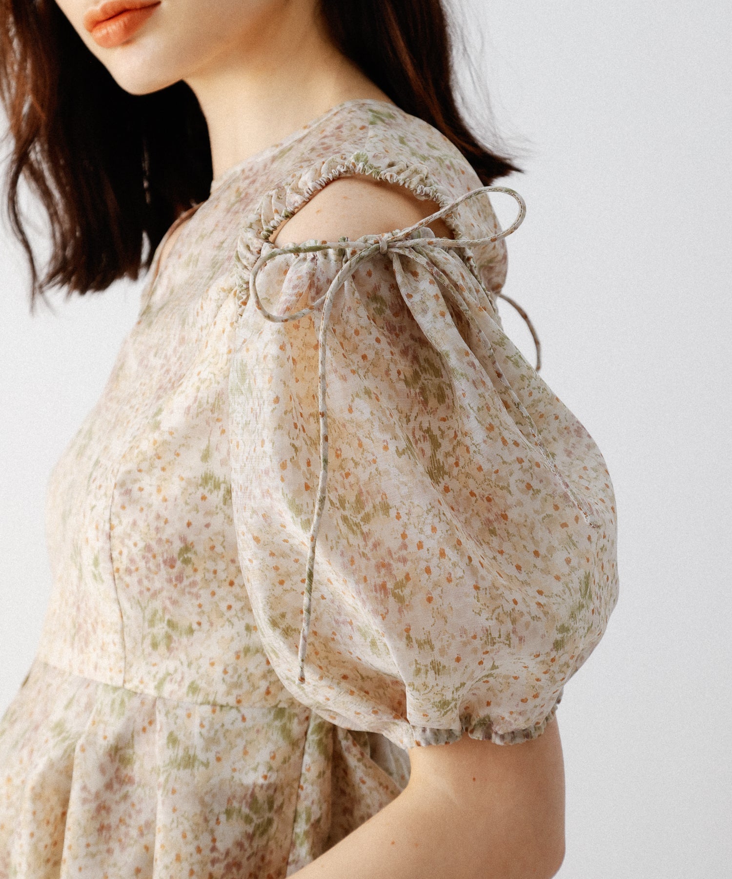 Merry Milton 鏤空襯衫