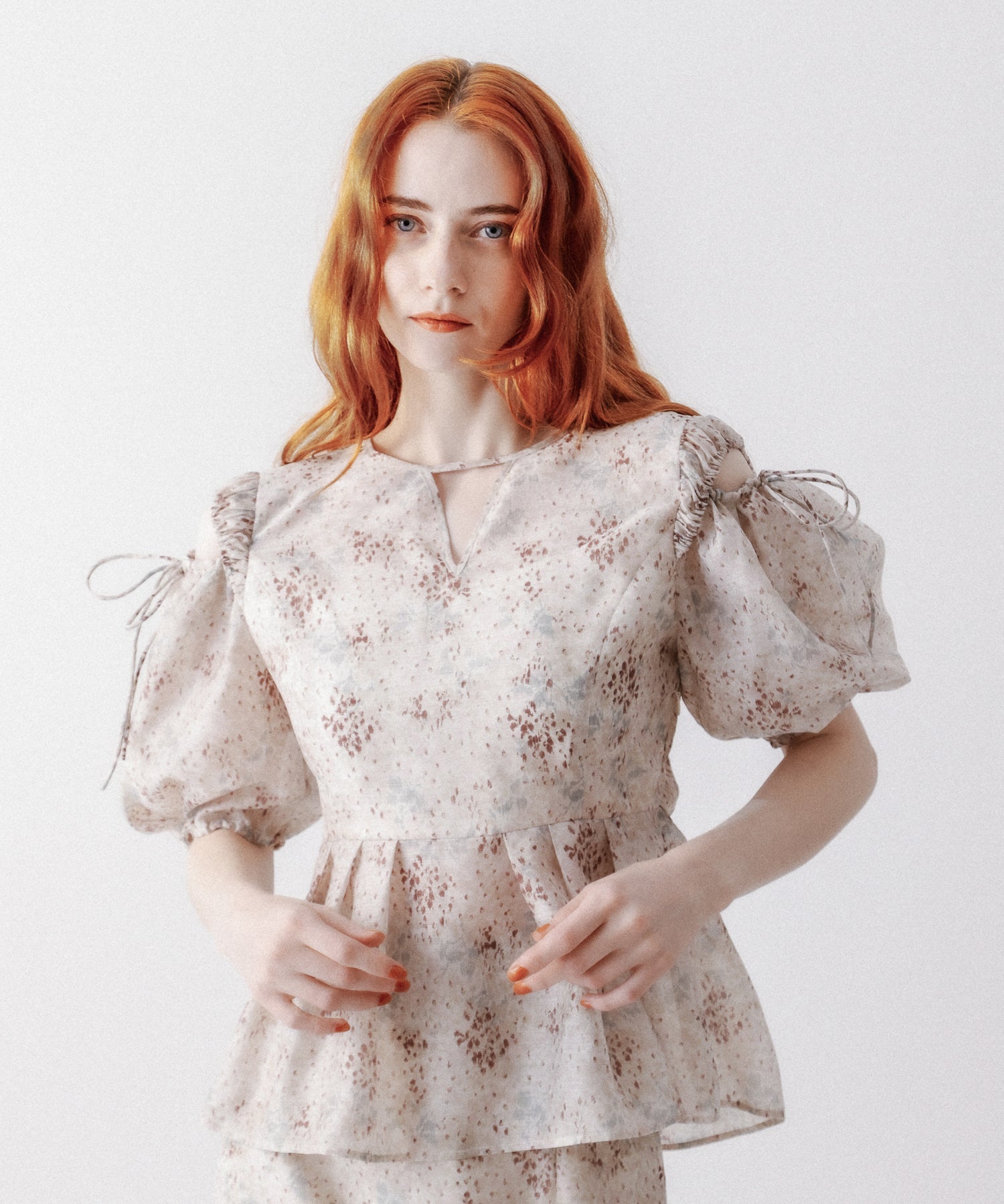 Merry Milton 鏤空襯衫