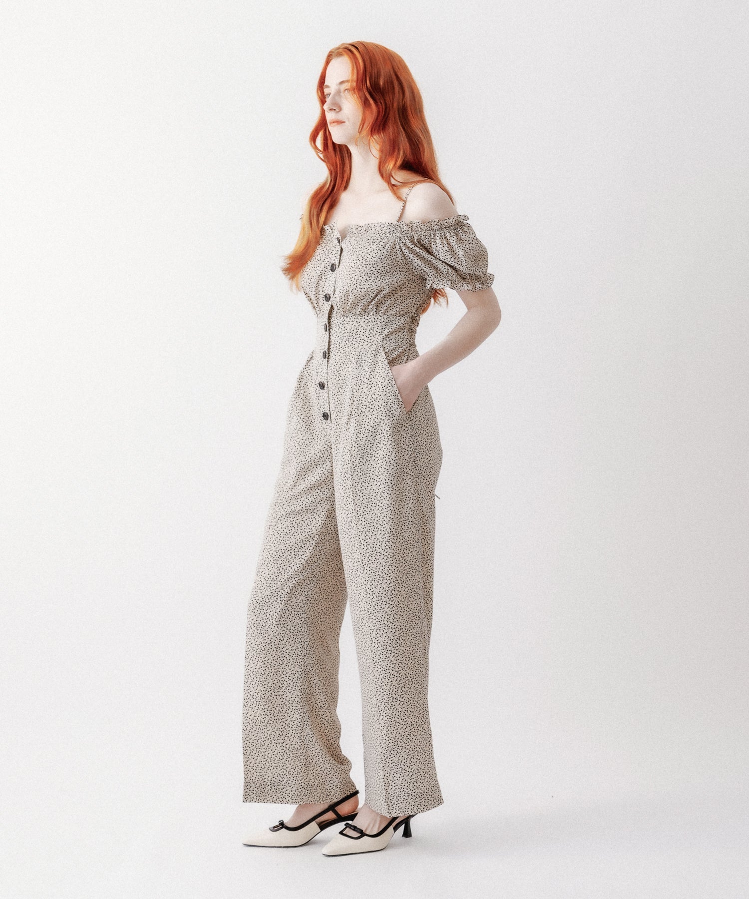 嬌小的花朵合而為一