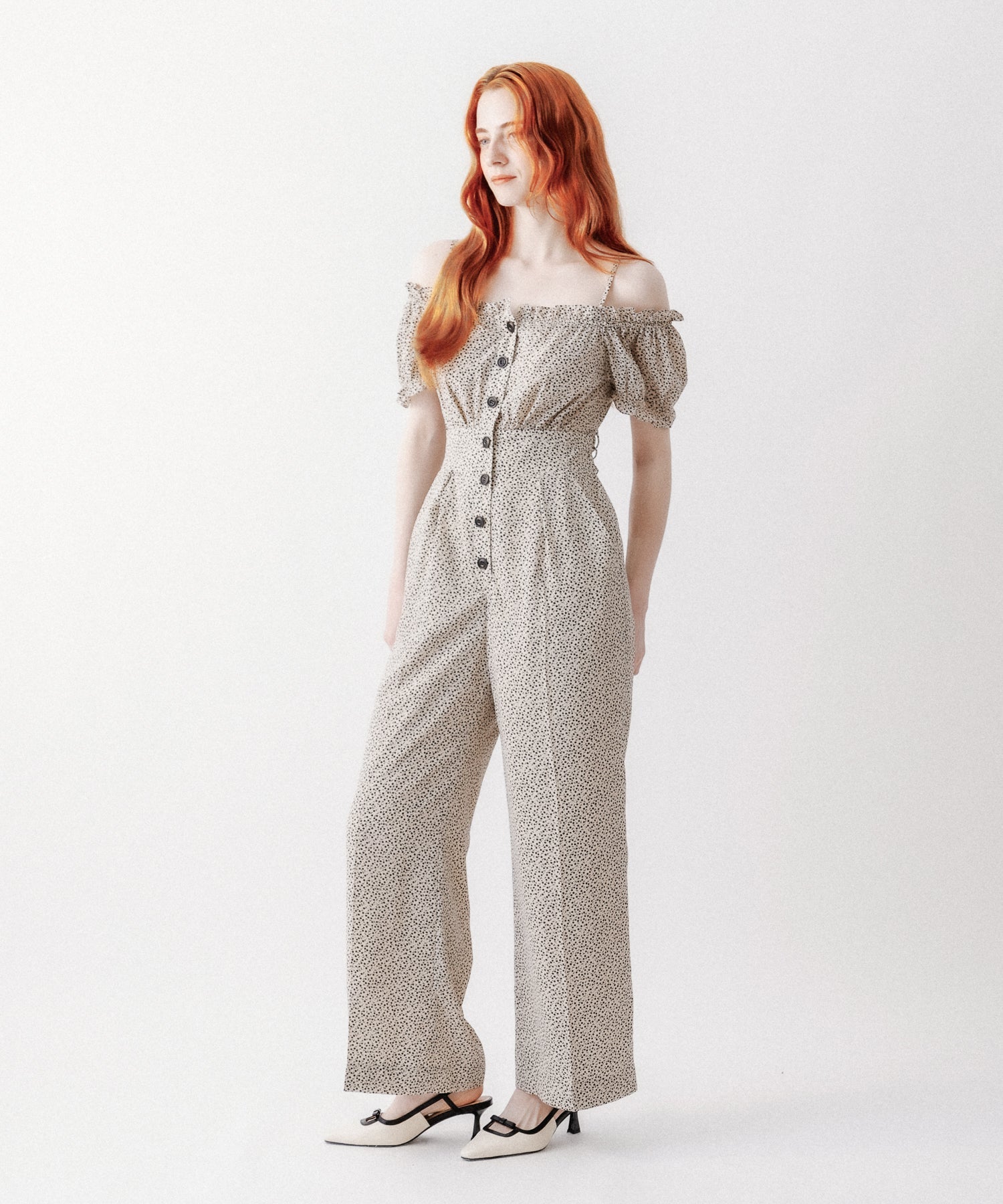 嬌小的花朵合而為一